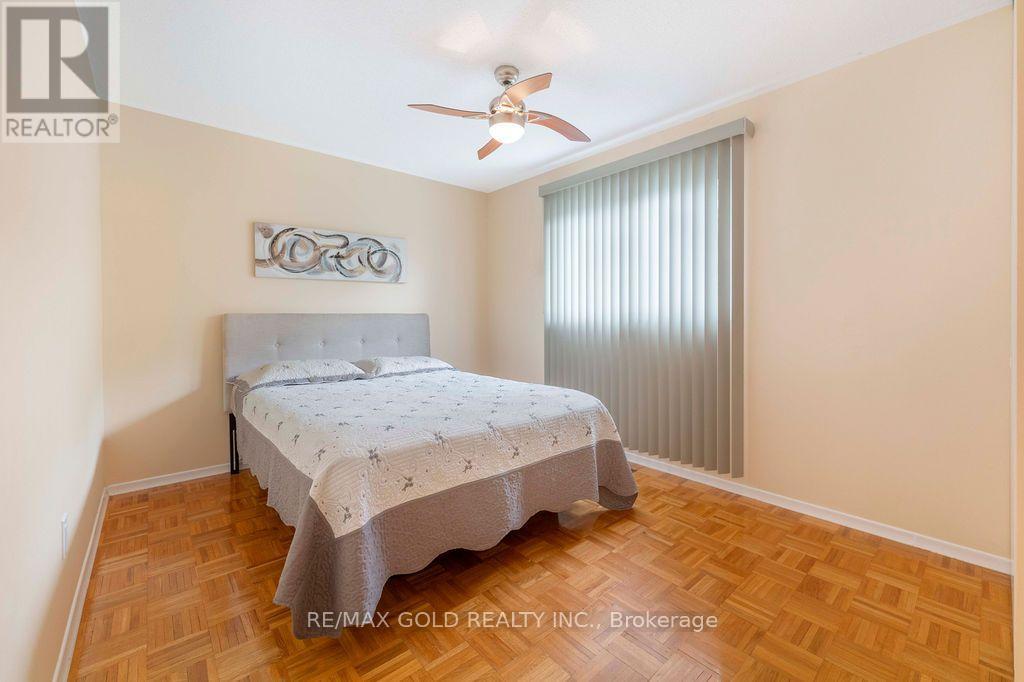 29 Carberry Crescent, Brampton, Ontario  L6V 2G1 - Photo 19 - W13735440