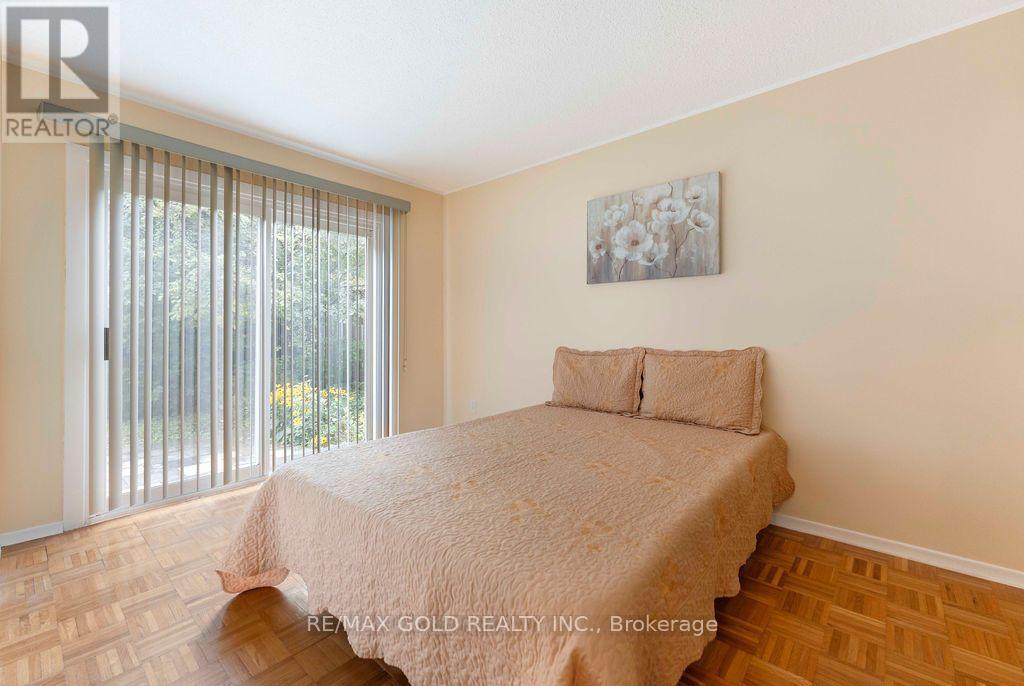 29 Carberry Crescent, Brampton, Ontario  L6V 2G1 - Photo 24 - W13735440