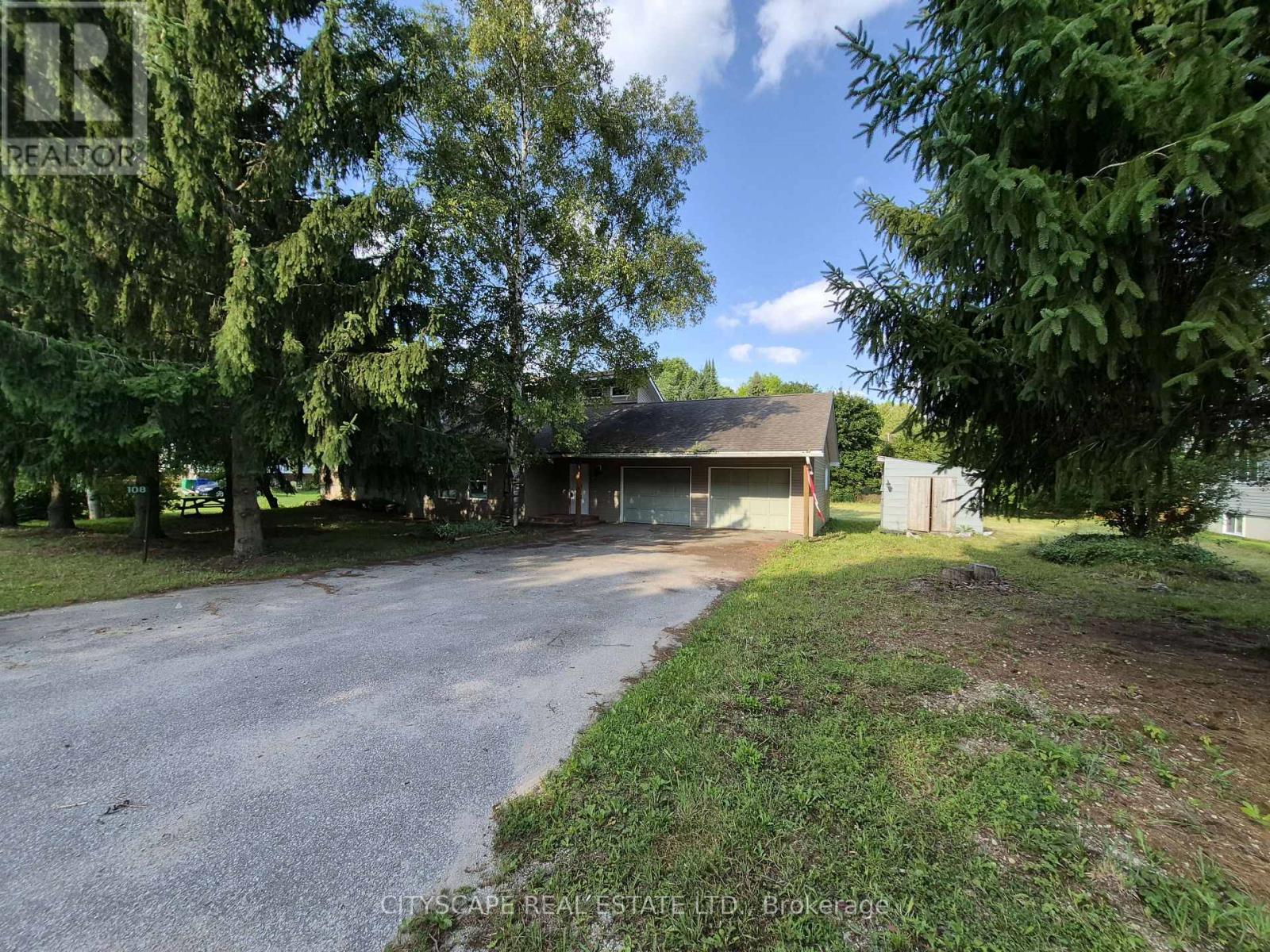 108 GORDON STREET S, Chatsworth, Ontario