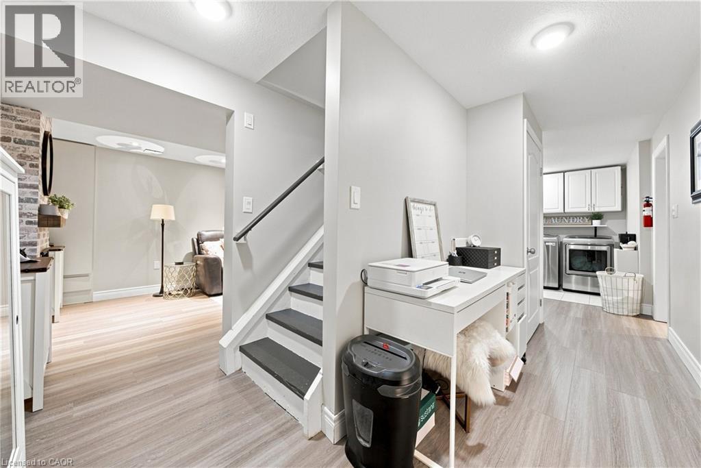 71 Riviera Ridge, Stoney Creek, Ontario  L8E 5E7 - Photo 27 - 40859752