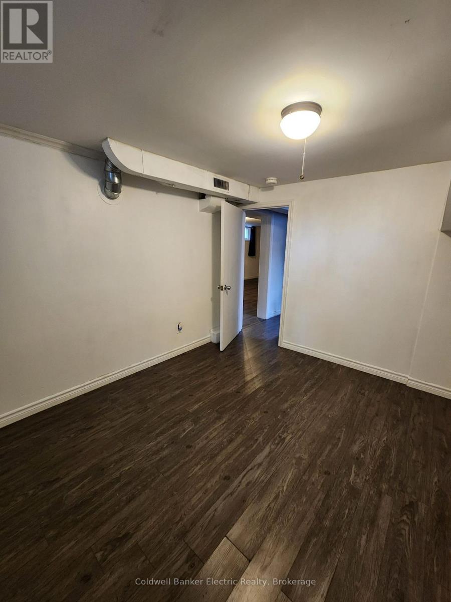 443 Armour Road, Peterborough, Ontario  K9H 1Y7 - Photo 11 - X13735790