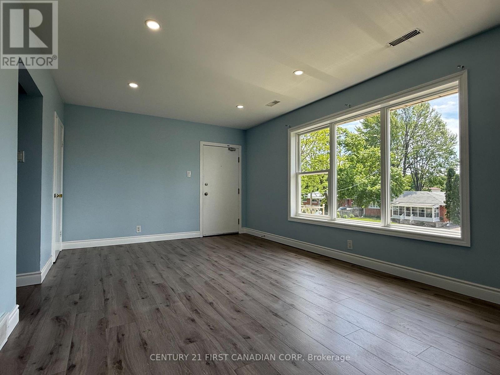 3 - 228 Burnside Drive, London East, Ontario  N5V 1B9 - Photo 6 - X13735626