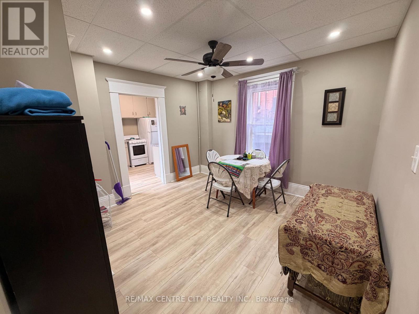 53 Chatham Street, Brantford, Ontario  N3T 2N8 - Photo 5 - X13735814