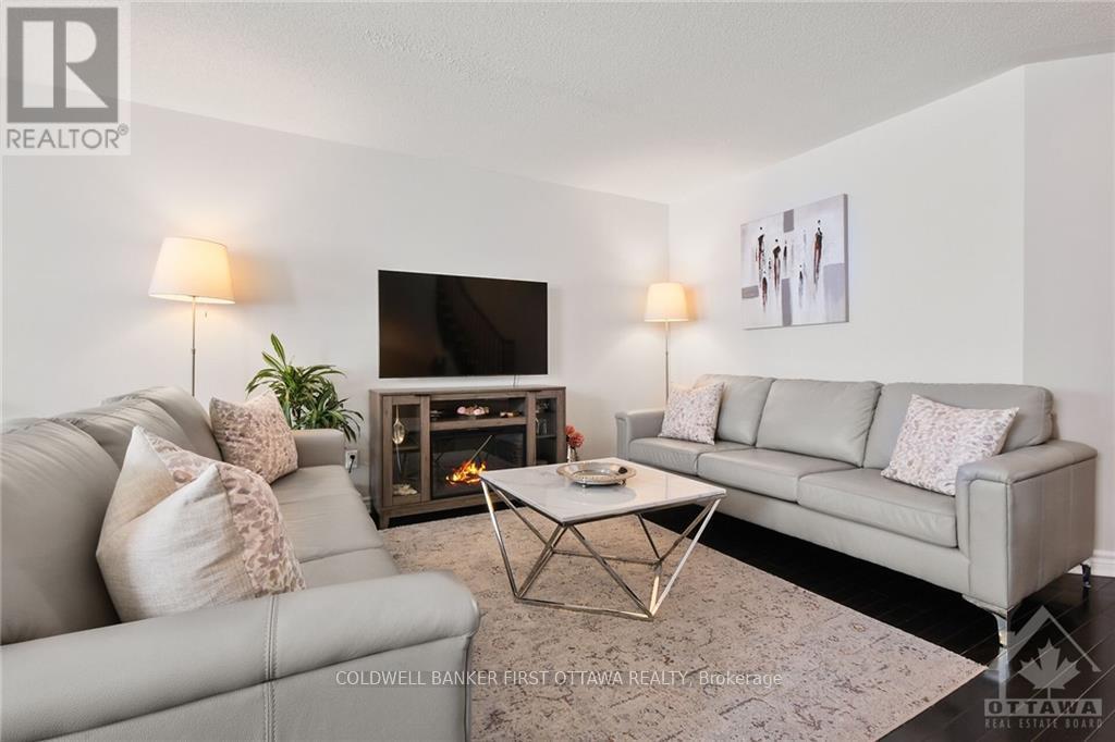 703 Whaley Ridge, Ottawa, Ontario  K4A 0P9 - Photo 5 - X13735718