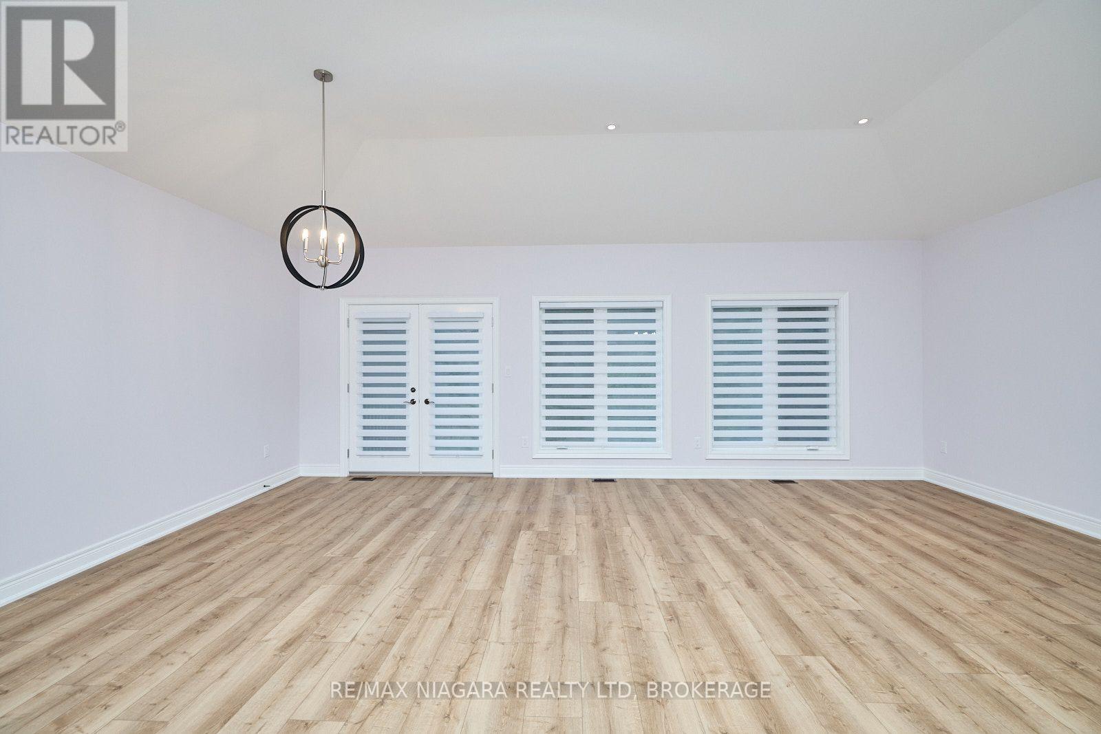 3554 Whispering Woods Trail, Fort Erie, Ontario  L0S 1N0 - Photo 6 - X13735526