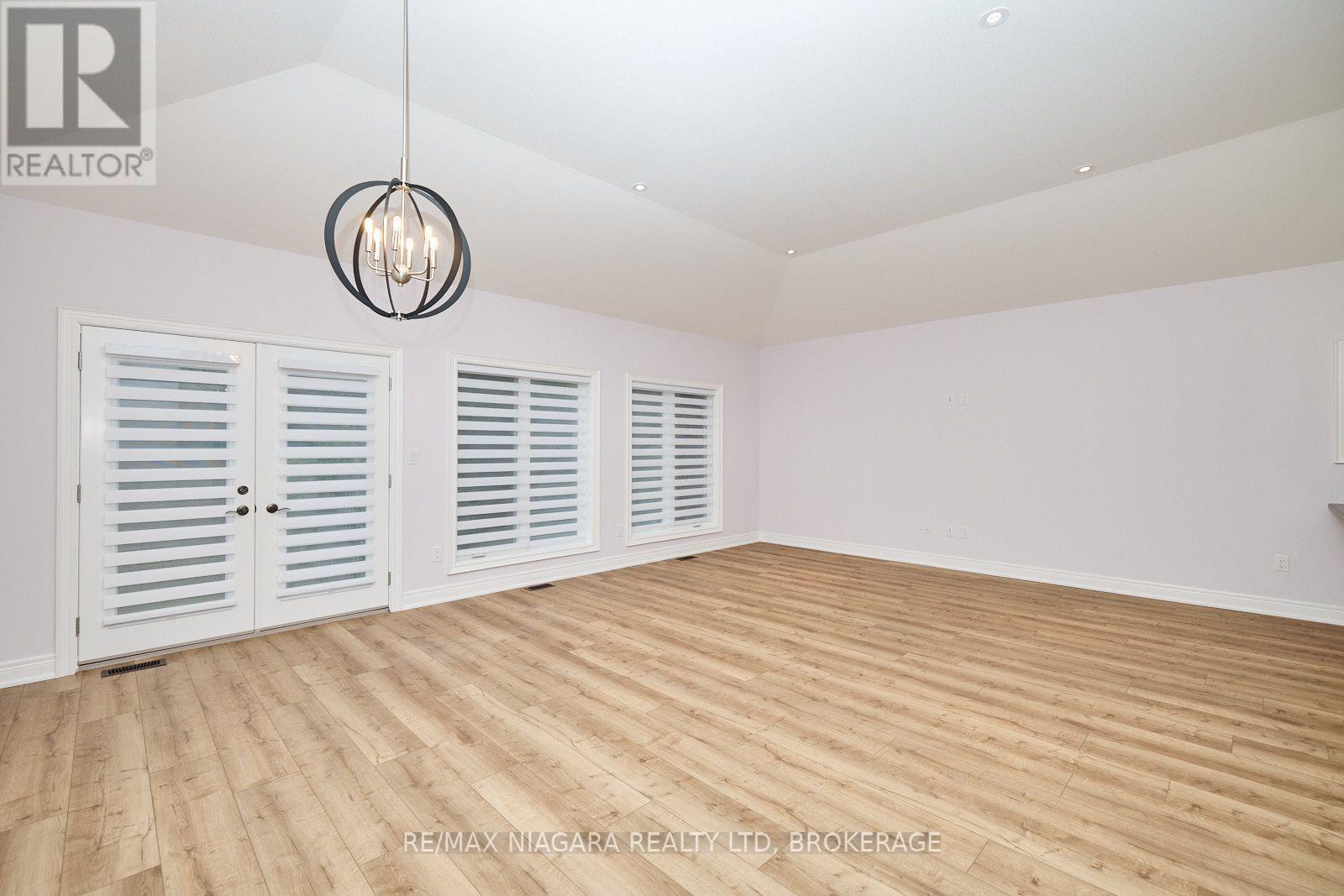 3554 Whispering Woods Trail, Fort Erie, Ontario  L0S 1N0 - Photo 7 - X13735526