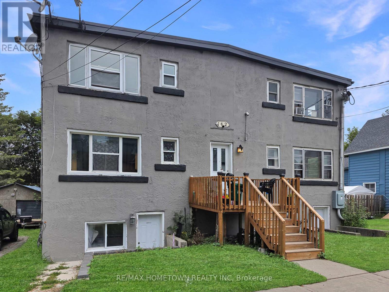 3 - 142 BROCK STREET