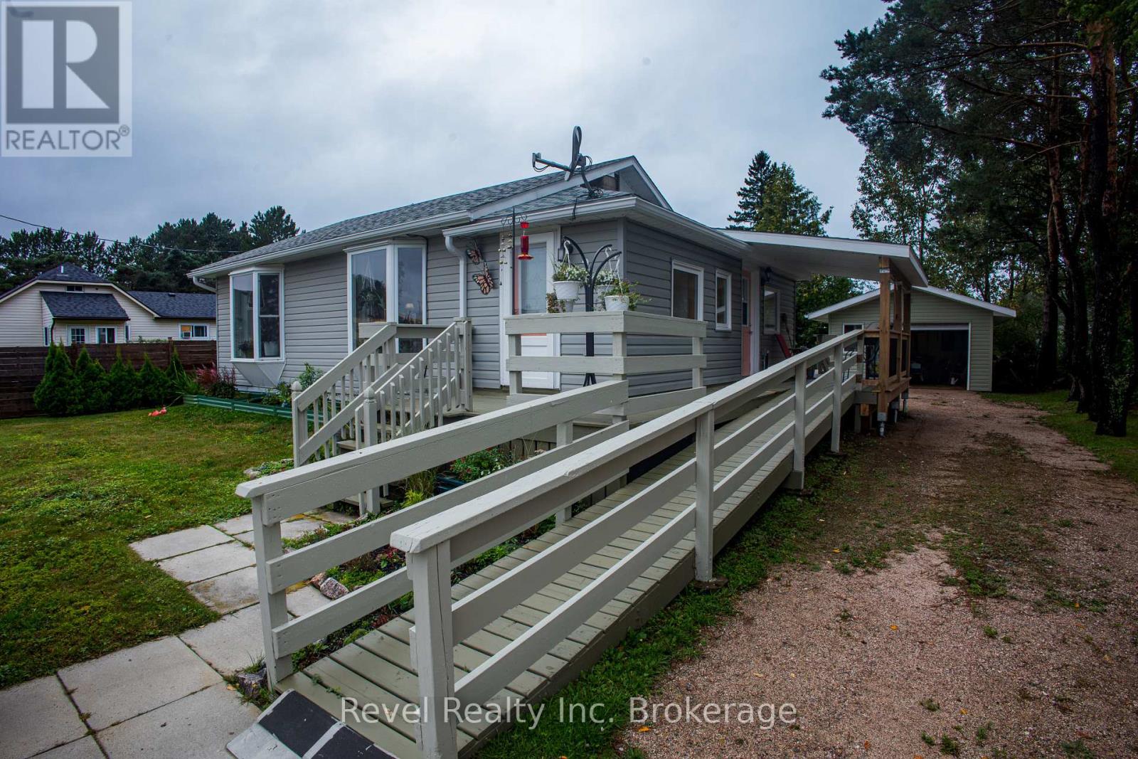 2 Lincoln Avenue, South River, Ontario  P0A 1X0 - Photo 17 - X13735536