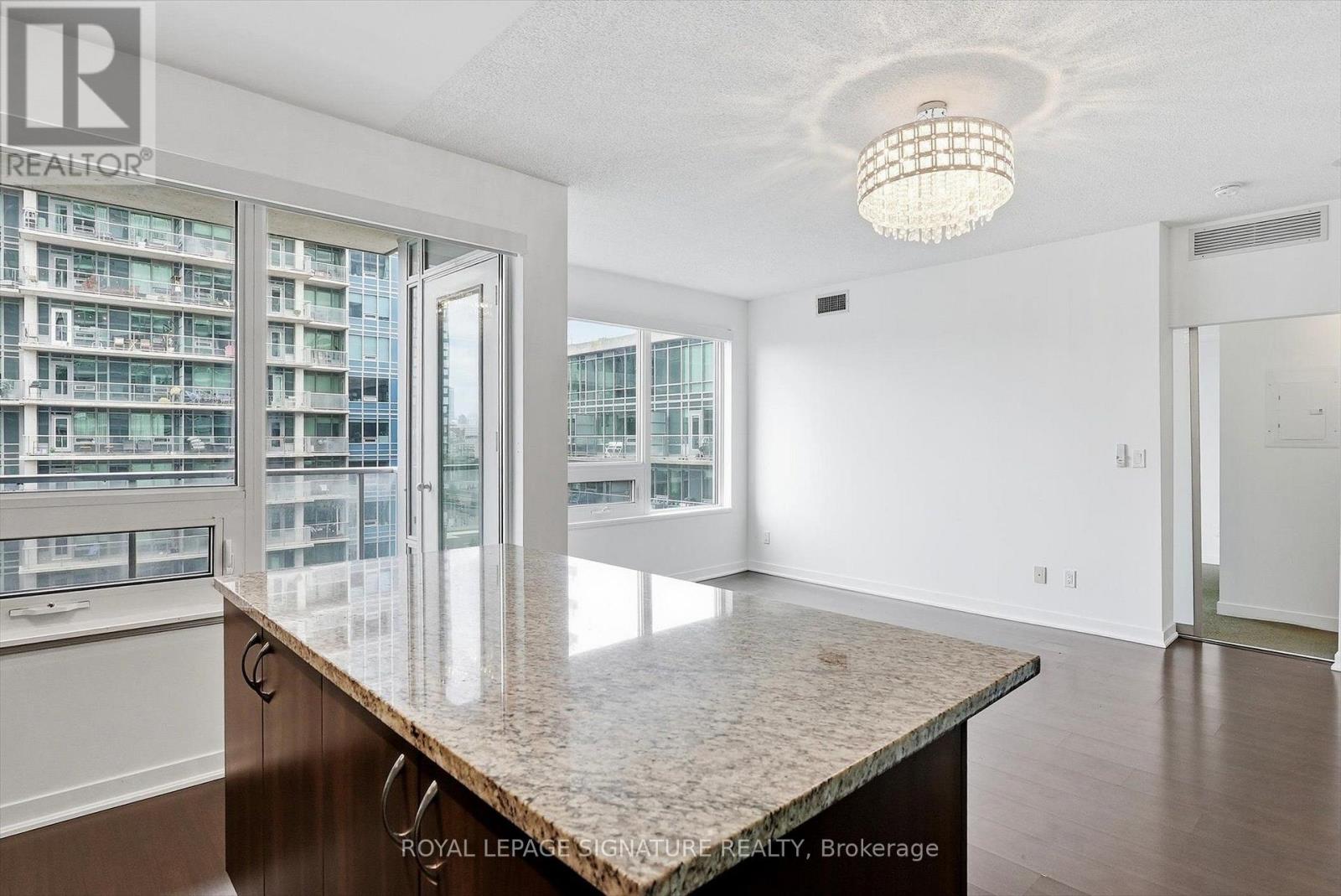 911 - 59 East Liberty Street, Toronto, Ontario  M6K 3R1 - Photo 13 - C13735528