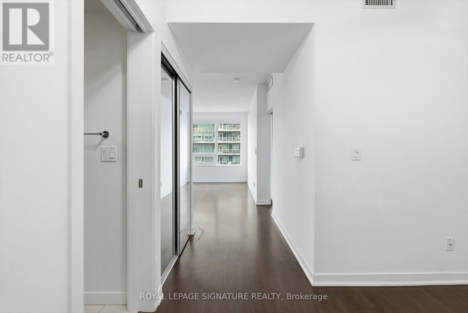 911 - 59 East Liberty Street, Toronto, Ontario  M6K 3R1 - Photo 2 - C13735528