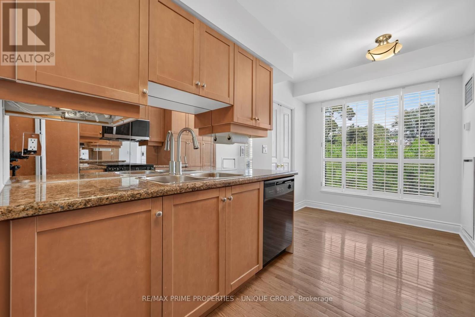 317 - 10 Delisle Avenue, Toronto, Ontario  M4V 3C6 - Photo 11 - C13735612