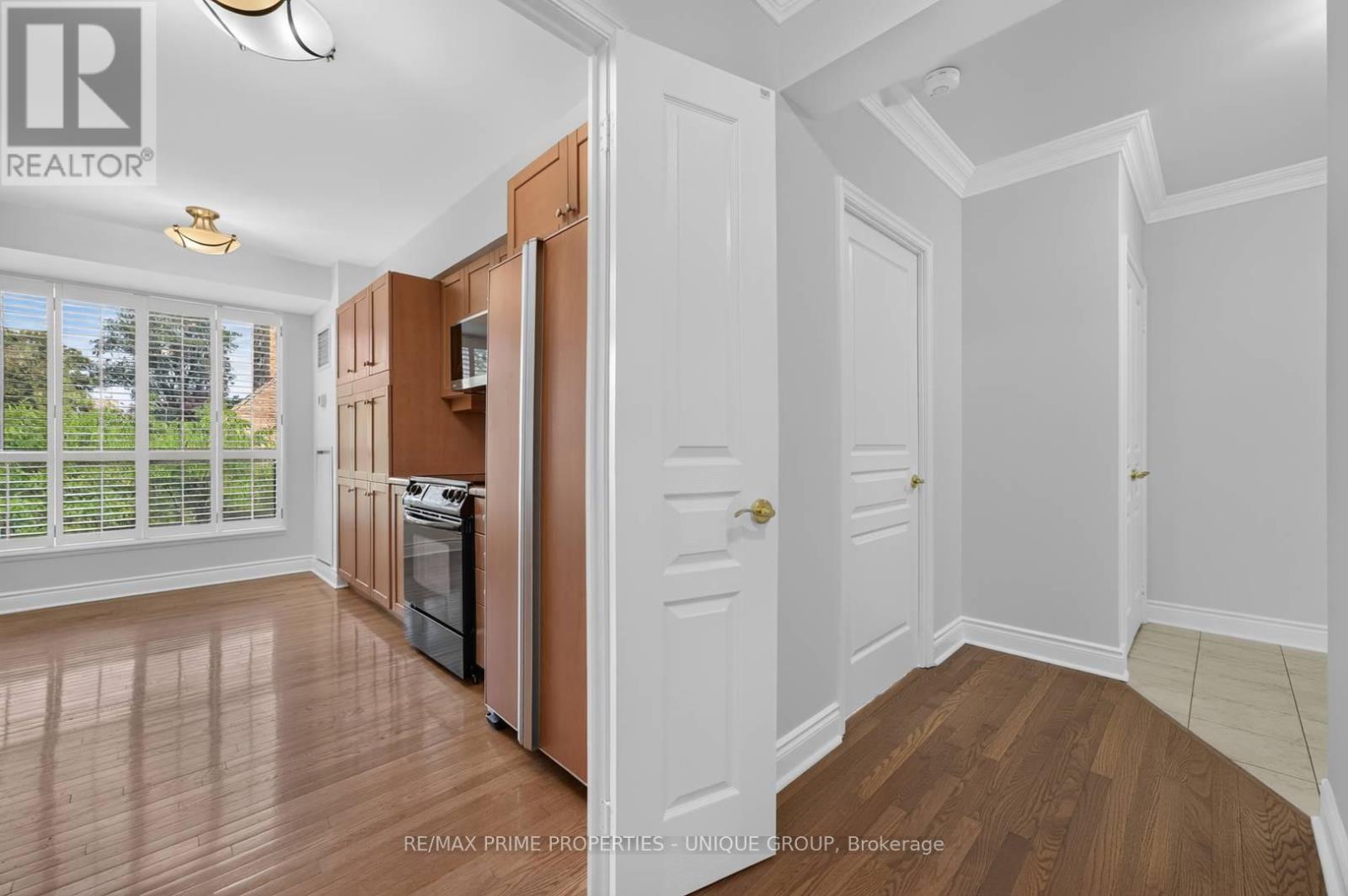 317 - 10 Delisle Avenue, Toronto, Ontario  M4V 3C6 - Photo 7 - C13735612