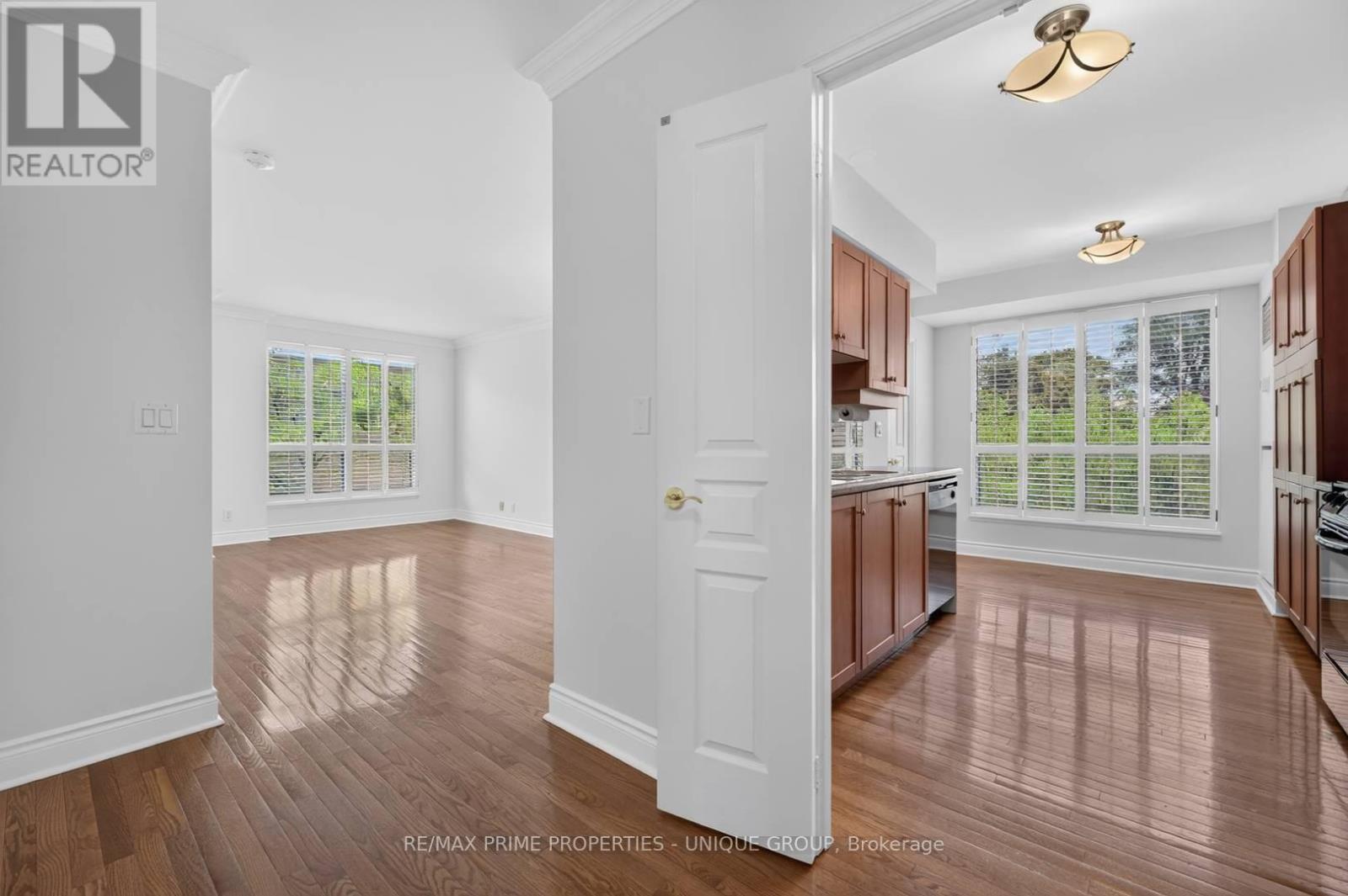 317 - 10 Delisle Avenue, Toronto, Ontario  M4V 3C6 - Photo 8 - C13735612