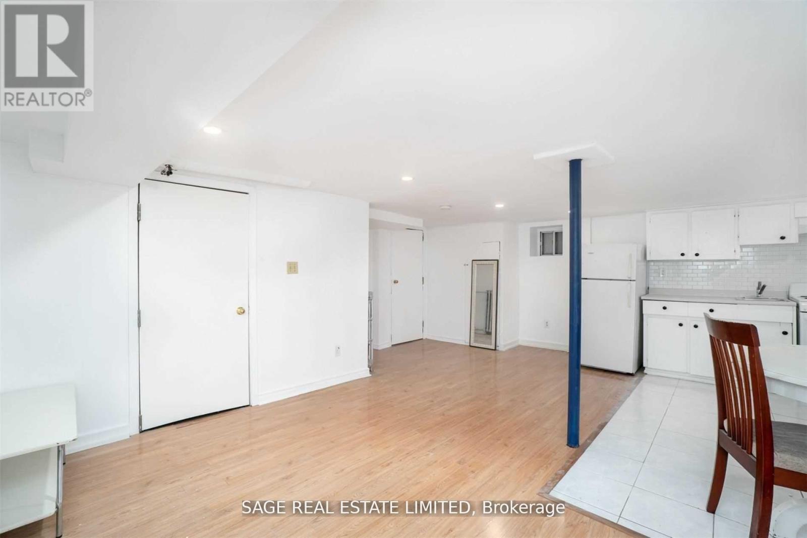 Lower - 604 Ossington Avenue, Toronto, Ontario  M6G 3T5 - Photo 3 - C13735640