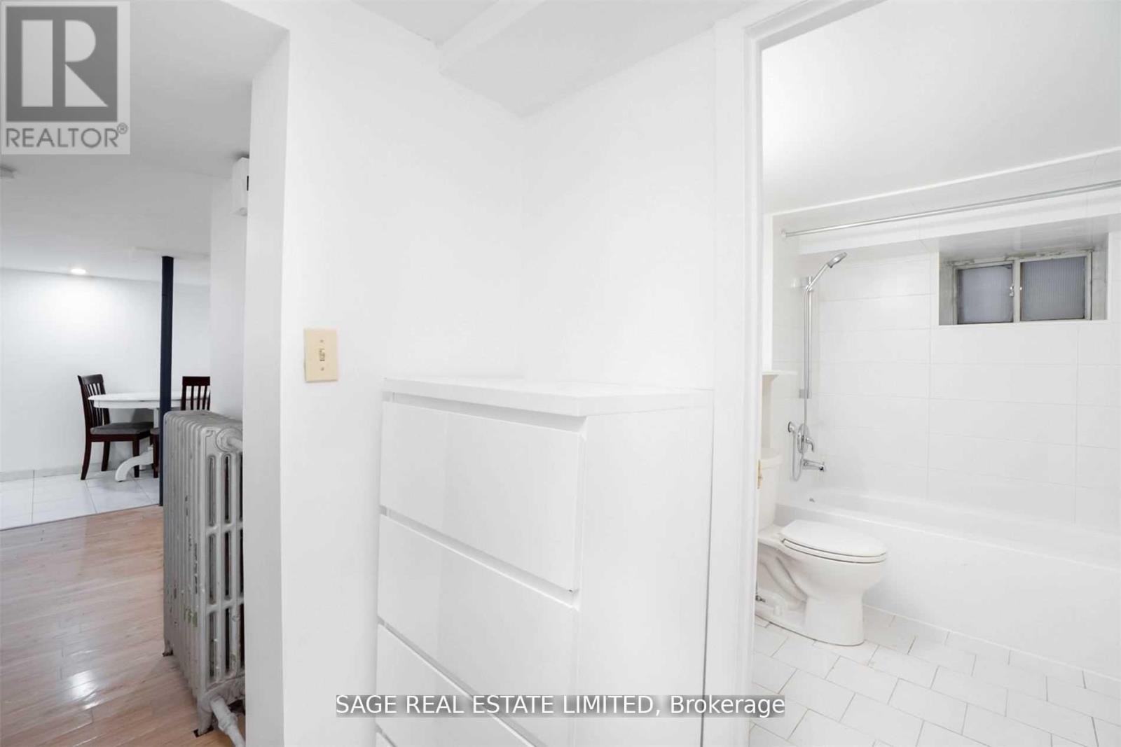 Lower - 604 Ossington Avenue, Toronto, Ontario  M6G 3T5 - Photo 6 - C13735640