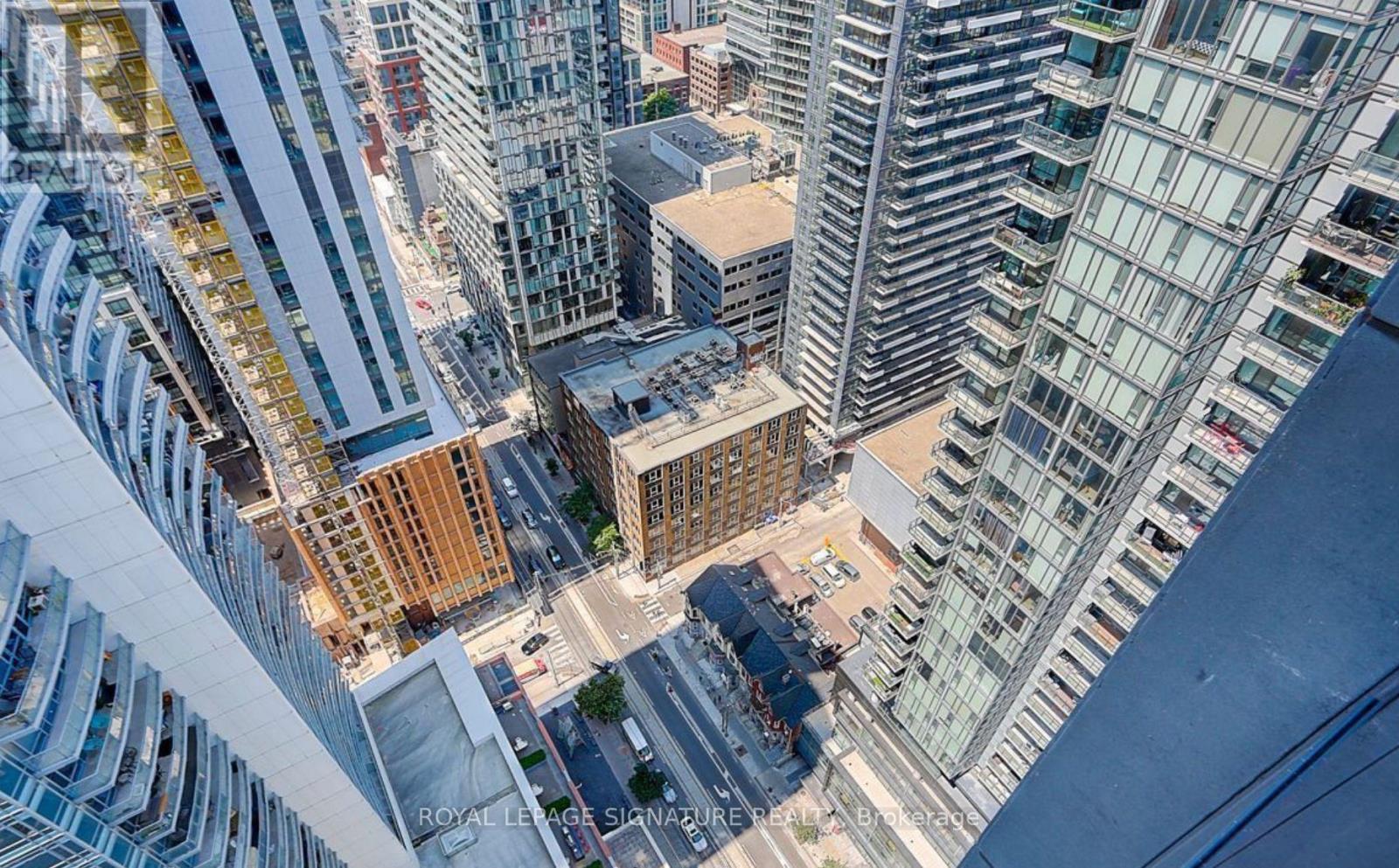 3701 - 295 Adelaide Street W, Toronto, Ontario  M5V 1P7 - Photo 10 - C13735644