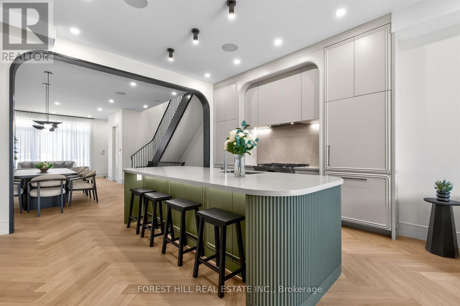 21 Foxley Street, Toronto, Ontario  M6J 1P9 - Photo 11 - C13735770