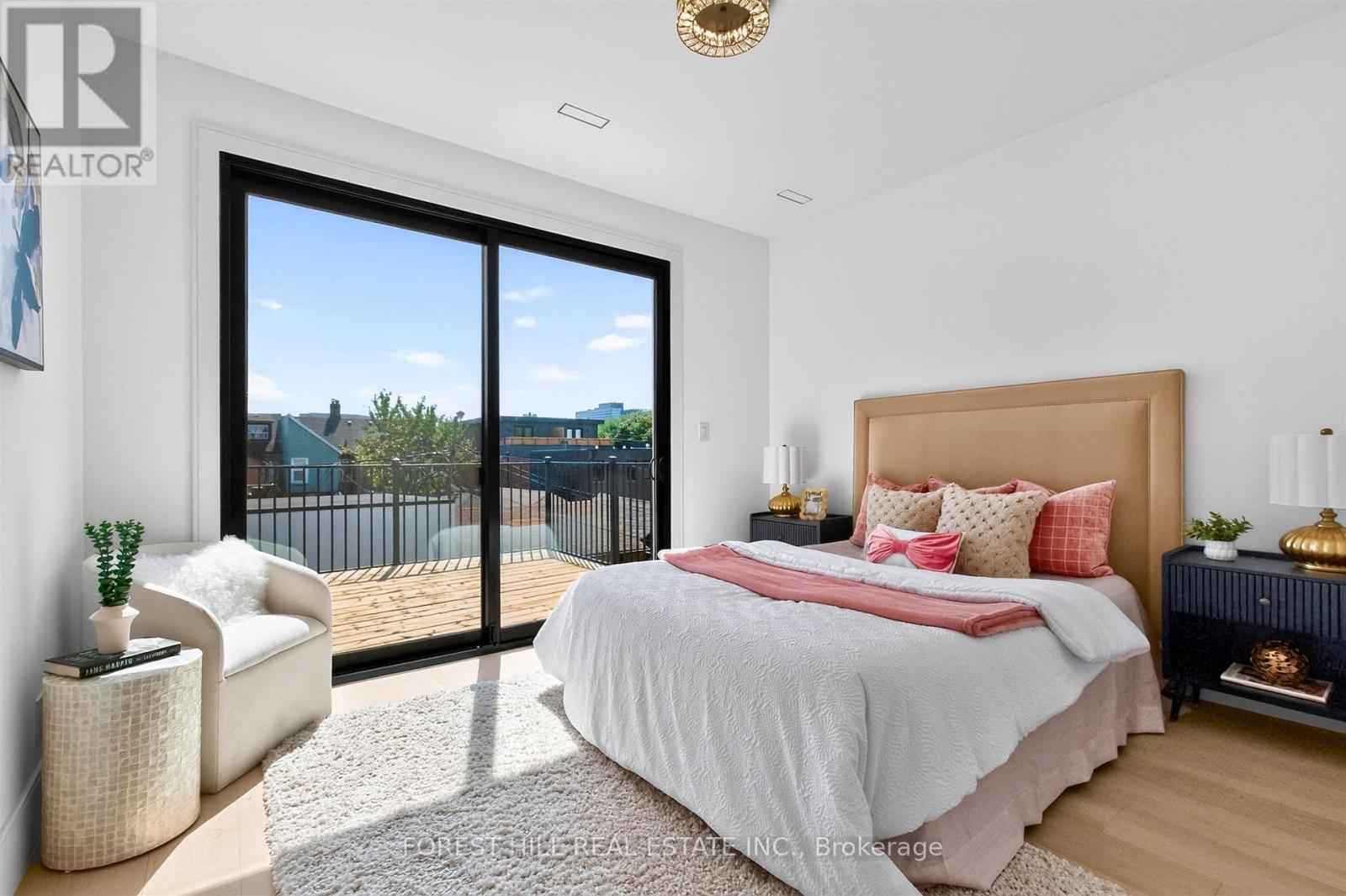 21 Foxley Street, Toronto, Ontario  M6J 1P9 - Photo 17 - C13735770