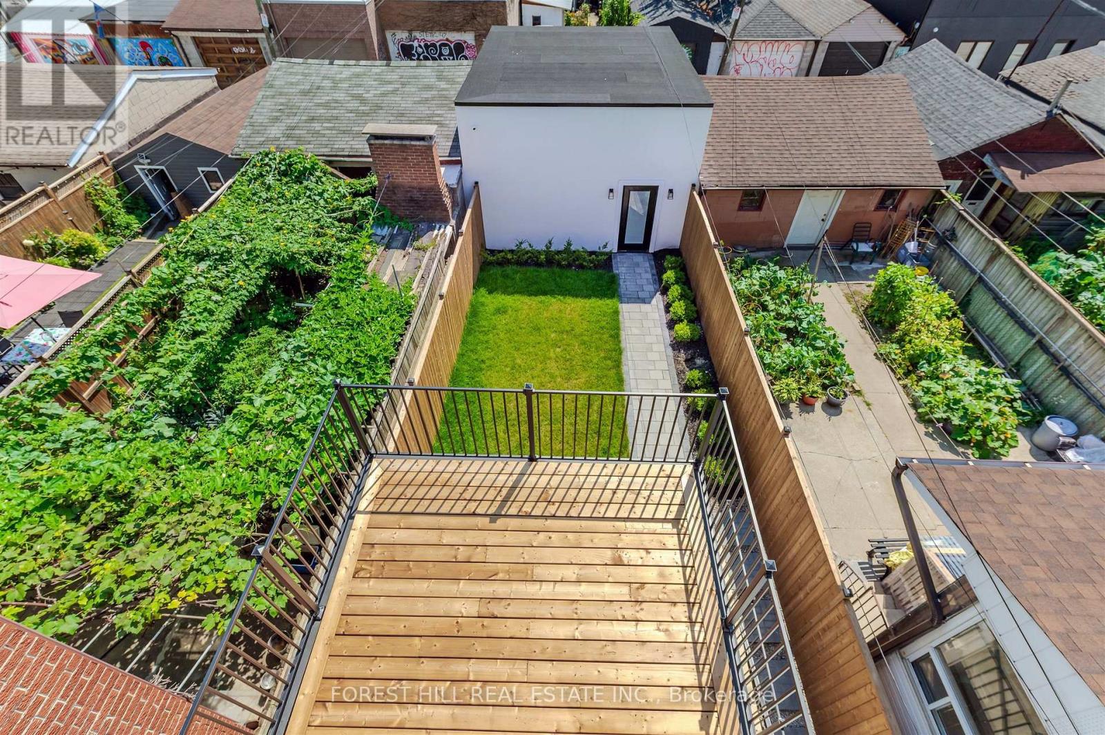 21 Foxley Street, Toronto, Ontario  M6J 1P9 - Photo 35 - C13735770