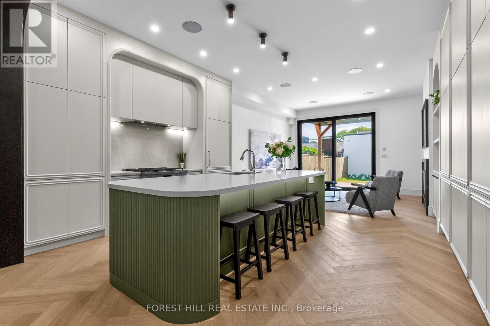 21 Foxley Street, Toronto, Ontario  M6J 1P9 - Photo 9 - C13735770