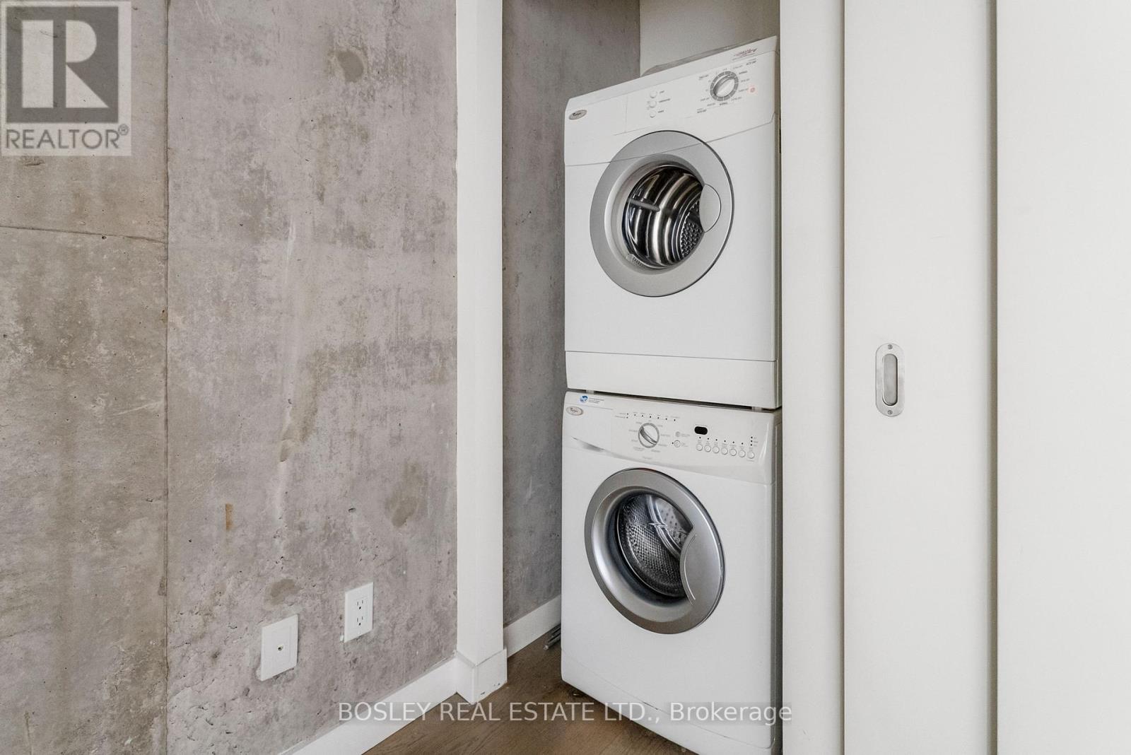1007 - 111 Bathurst Street, Toronto, Ontario  M5V 2R1 - Photo 15 - C13735826