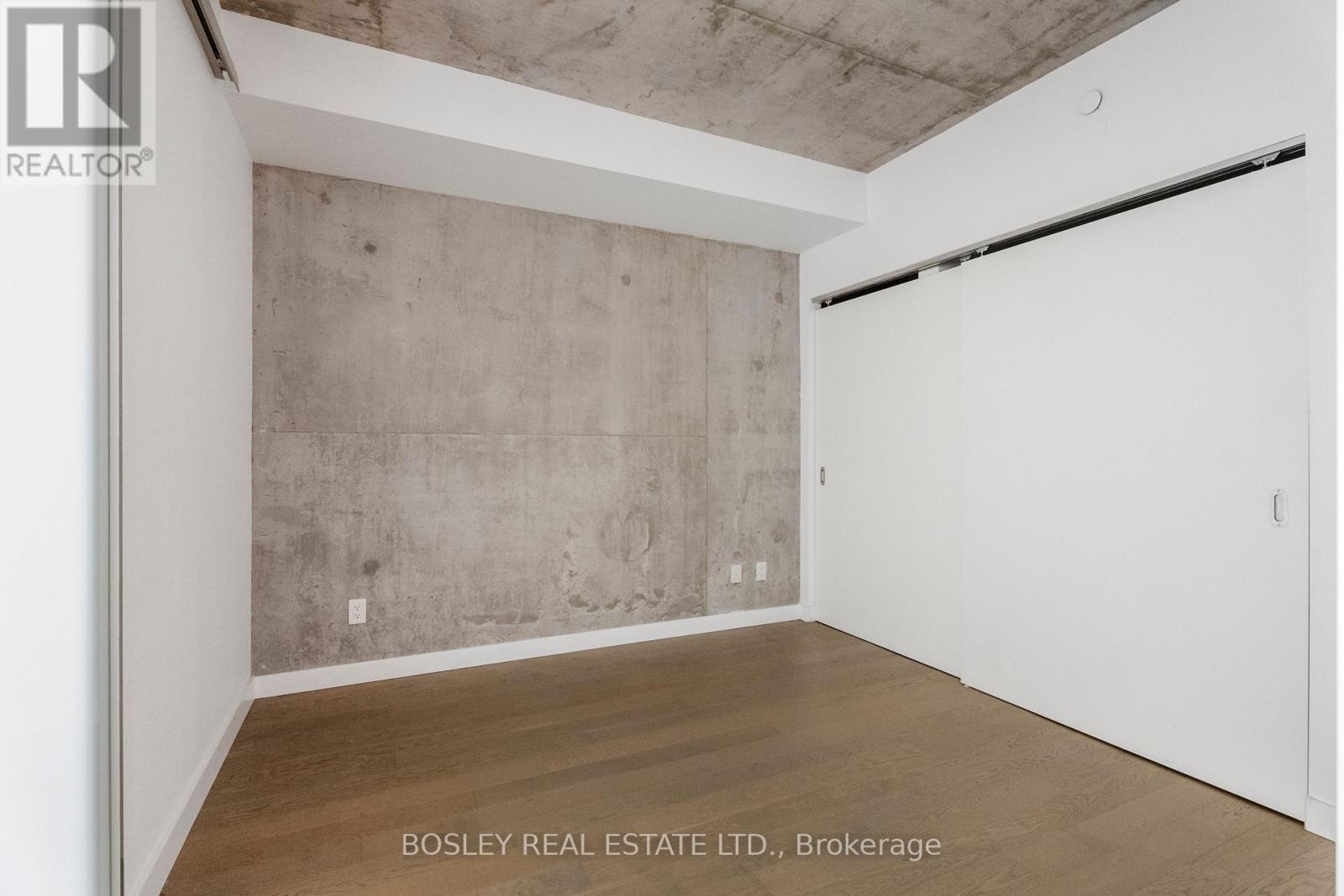 1007 - 111 Bathurst Street, Toronto, Ontario  M5V 2R1 - Photo 6 - C13735826