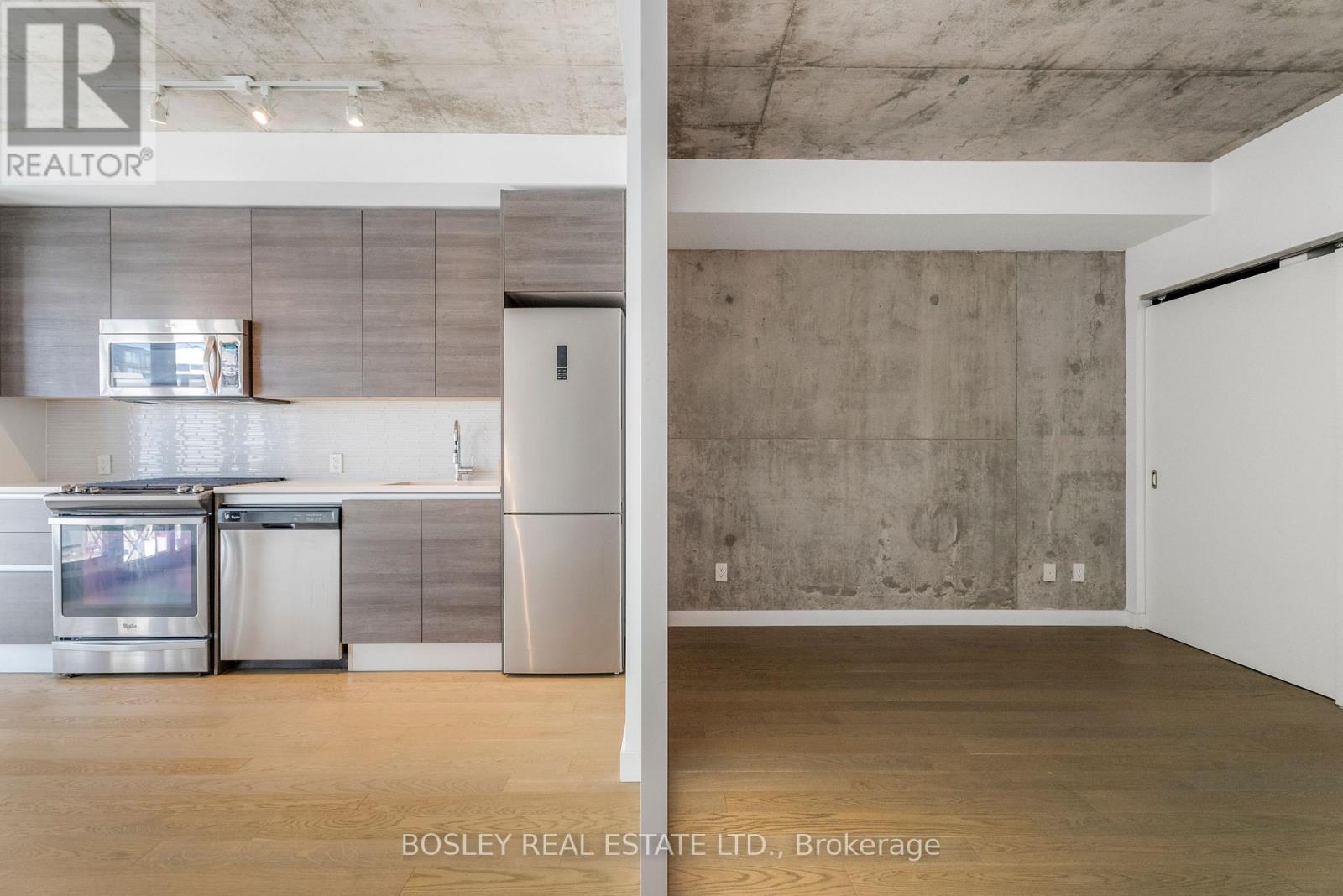 1007 - 111 Bathurst Street, Toronto, Ontario  M5V 2R1 - Photo 7 - C13735826