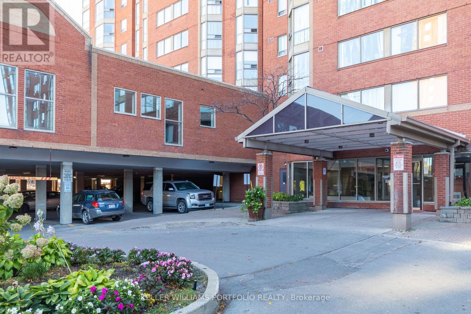 810 - 2460 Eglinton Avenue E, Toronto, Ontario  M1K 5J7 - Photo 2 - E13735534