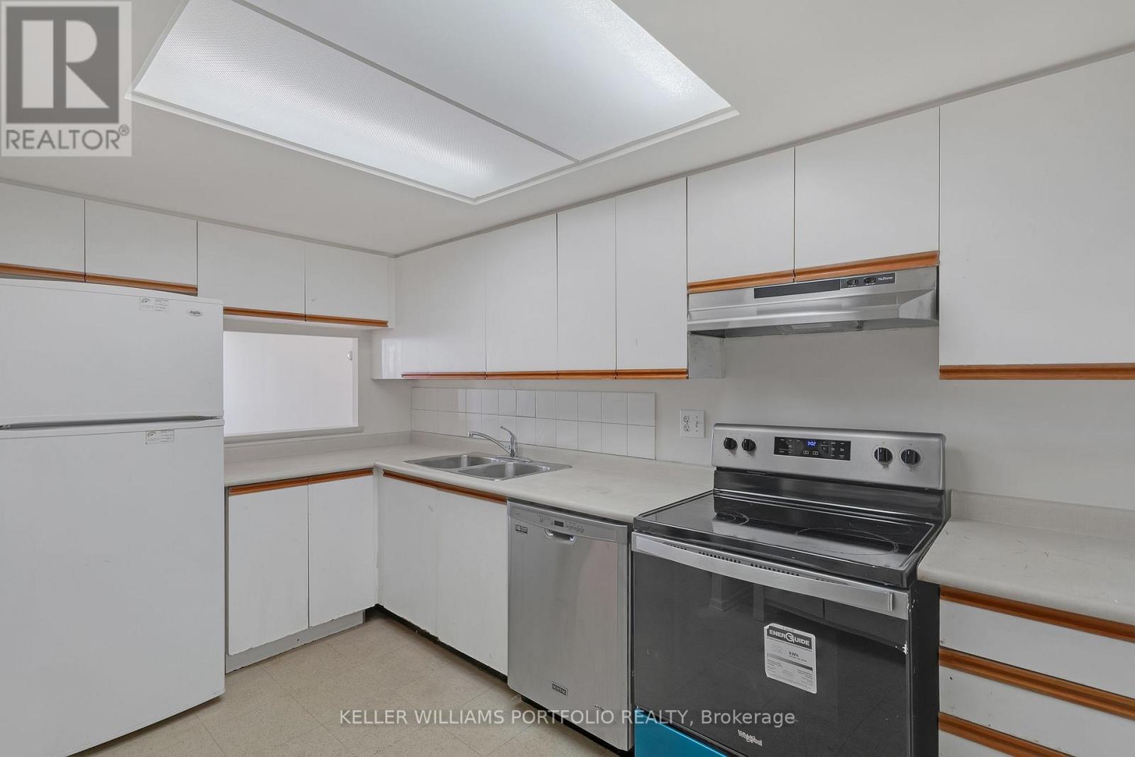 810 - 2460 Eglinton Avenue E, Toronto, Ontario  M1K 5J7 - Photo 8 - E13735534