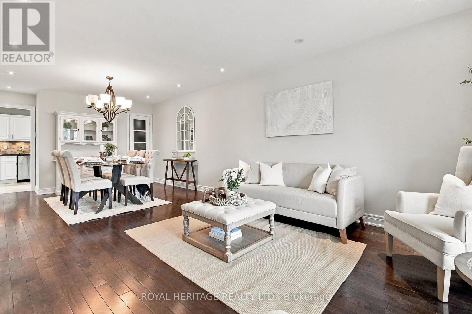 816 Sheppard Avenue, Pickering, Ontario  L1V 1G5 - Photo 5 - E13735570