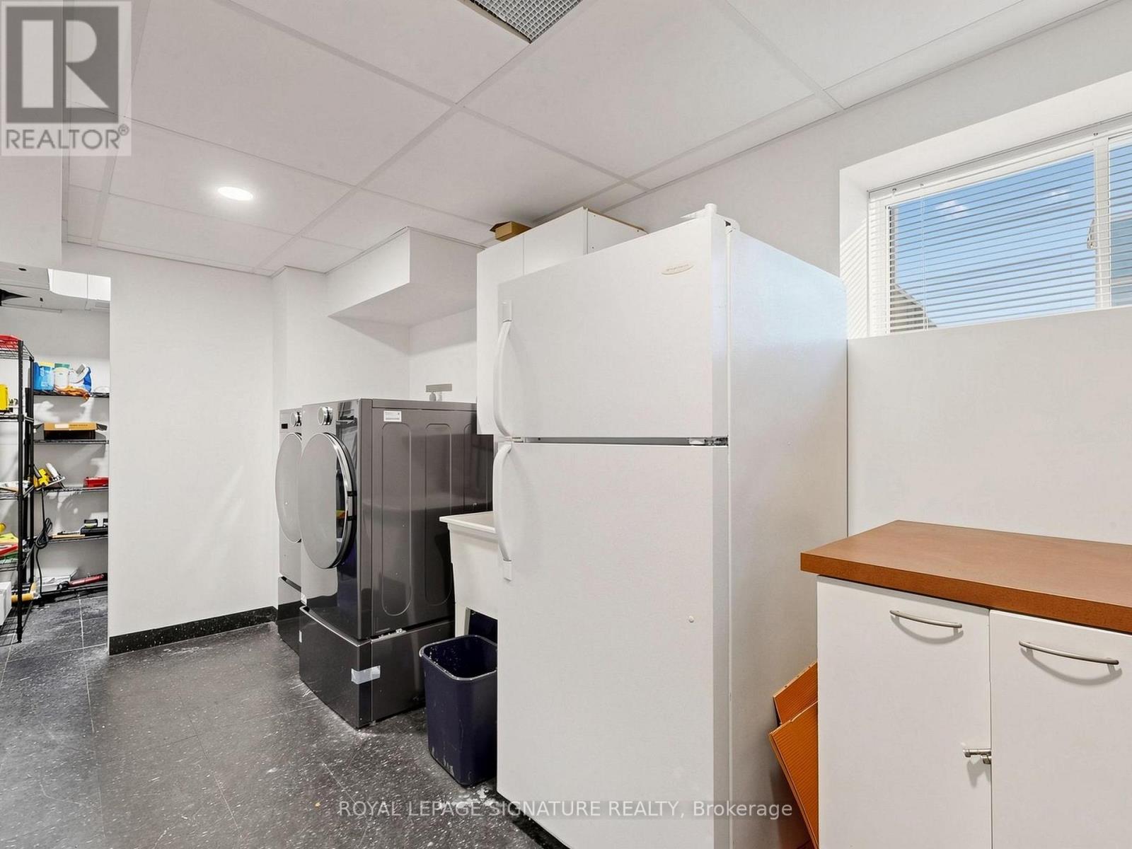 49 Kenilworth Crescent, Whitby, Ontario  L1M 2M6 - Photo 29 - E13735824