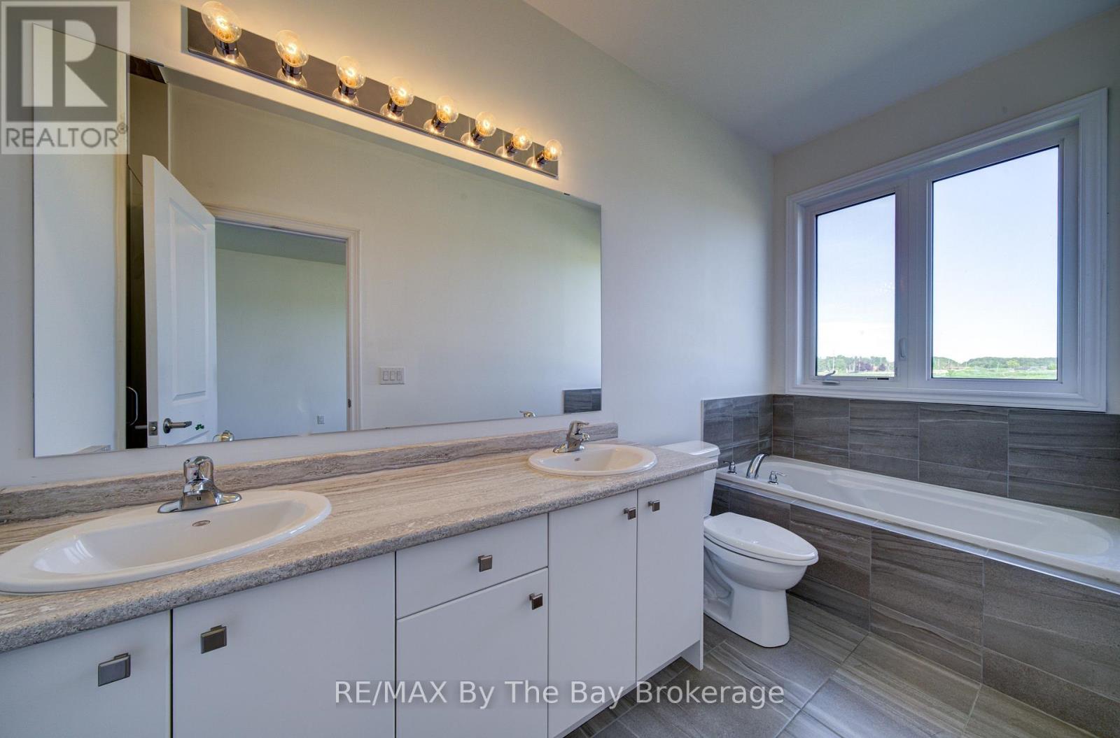 15 Union Boulevard, Wasaga Beach, Ontario  L9Z 0M6 - Photo 28 - S13735822