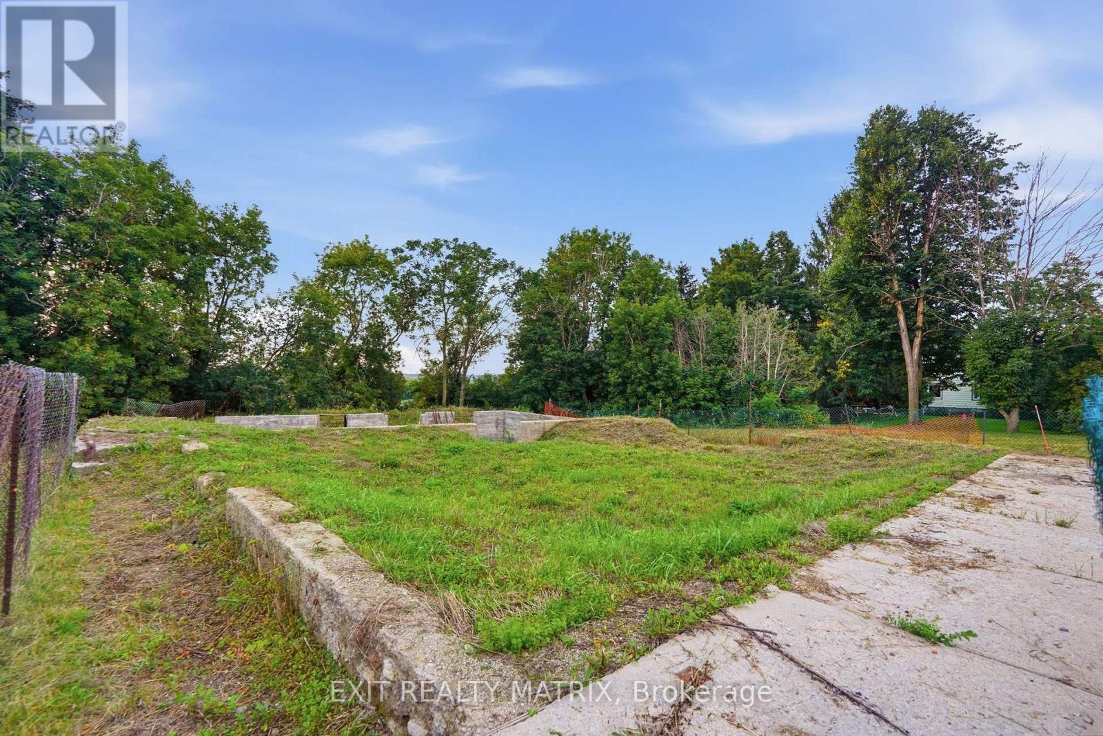 21924 Laggan Glenelg Road, North Glengarry, Ontario  K0B 1E0 - Photo 7 - X13735714