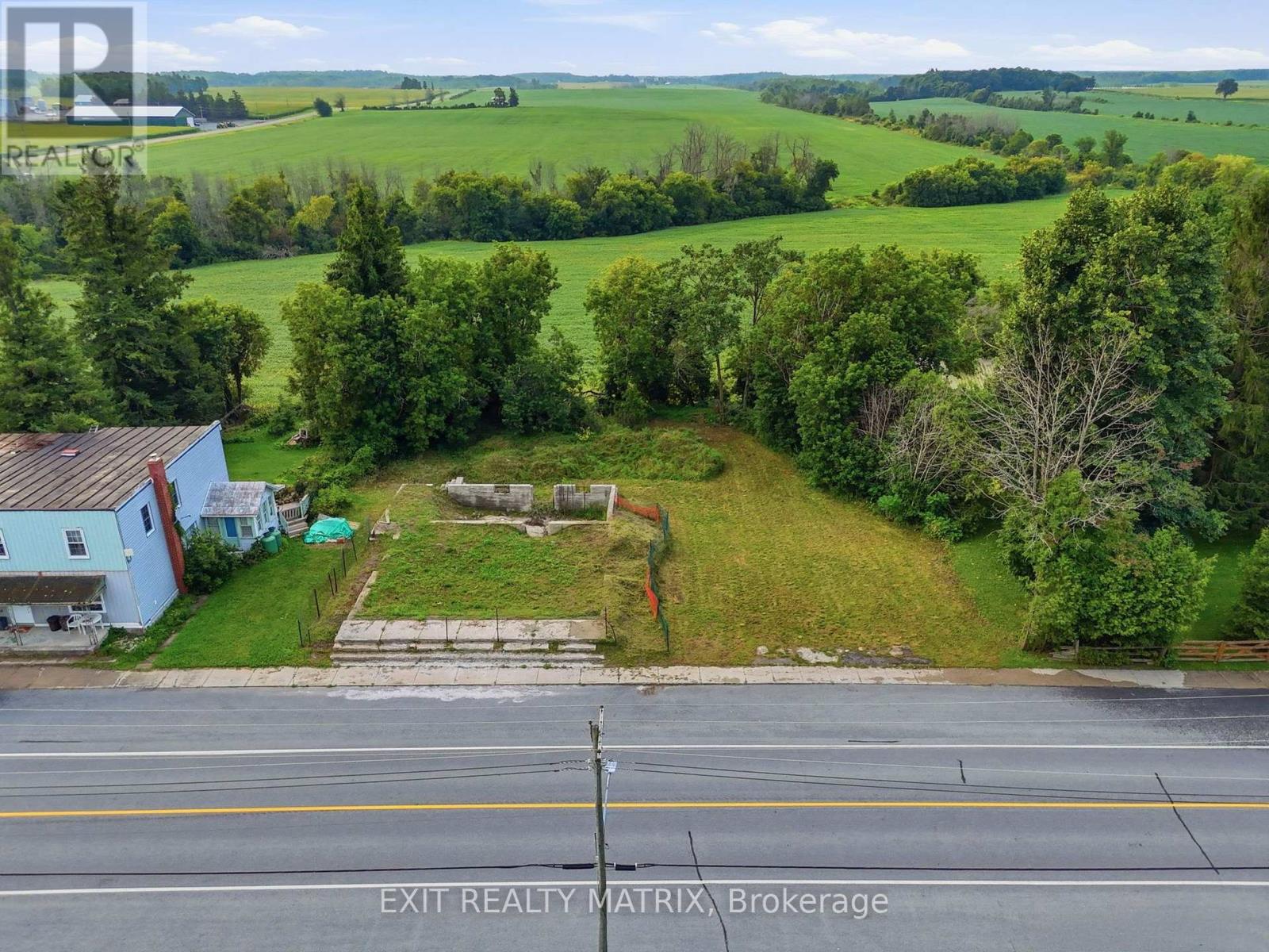 21924 Laggan Glenelg Road, North Glengarry, Ontario  K0B 1E0 - Photo 9 - X13735714