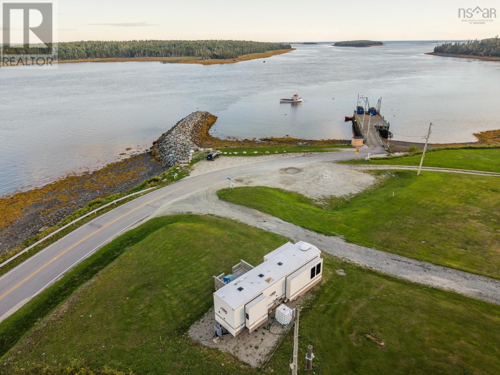 6 Chemin A Leo, Morris Island, Nova Scotia