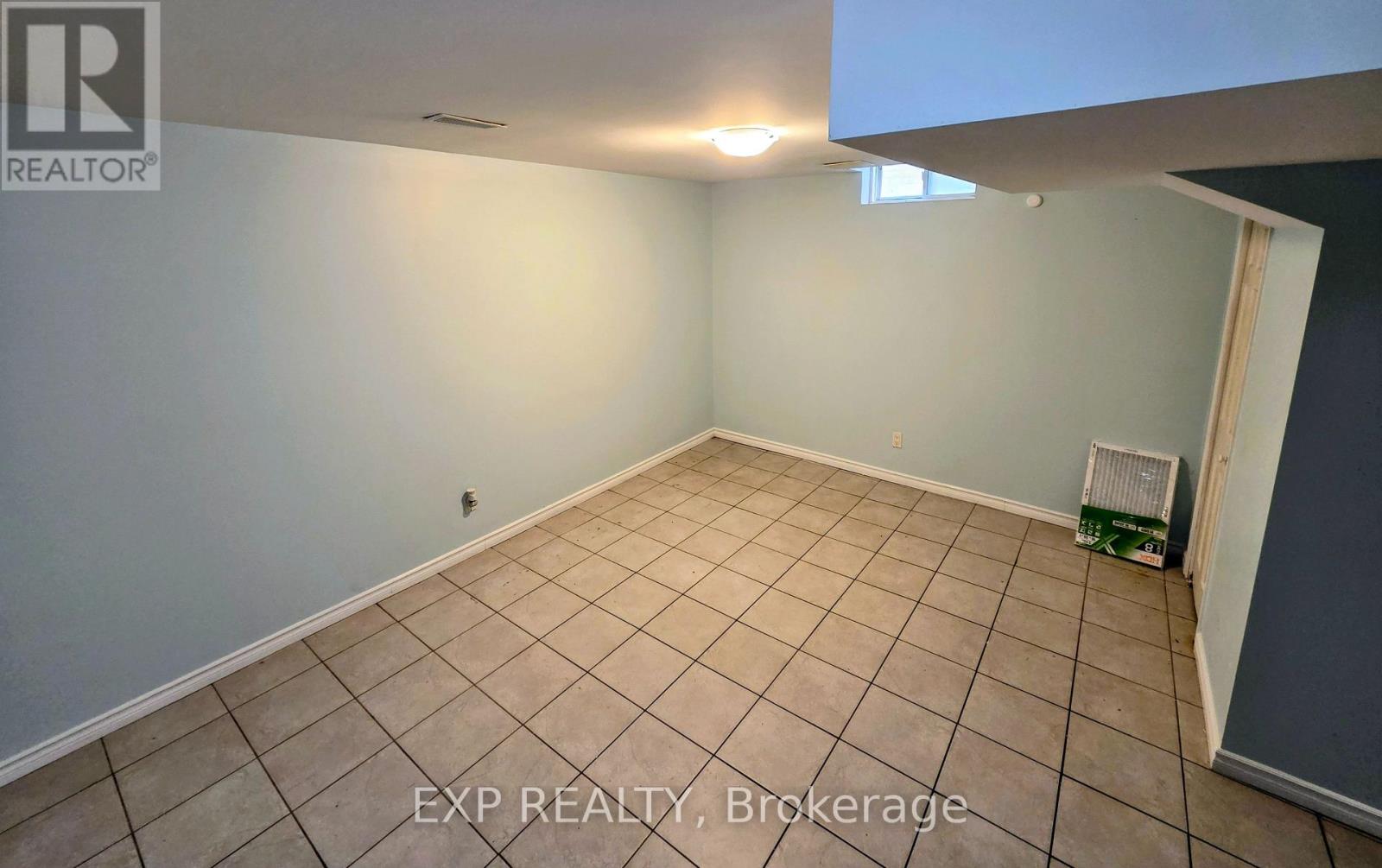 384 Flagstone Way, Newmarket, Ontario  L3X 2R3 - Photo 18 - N13735562