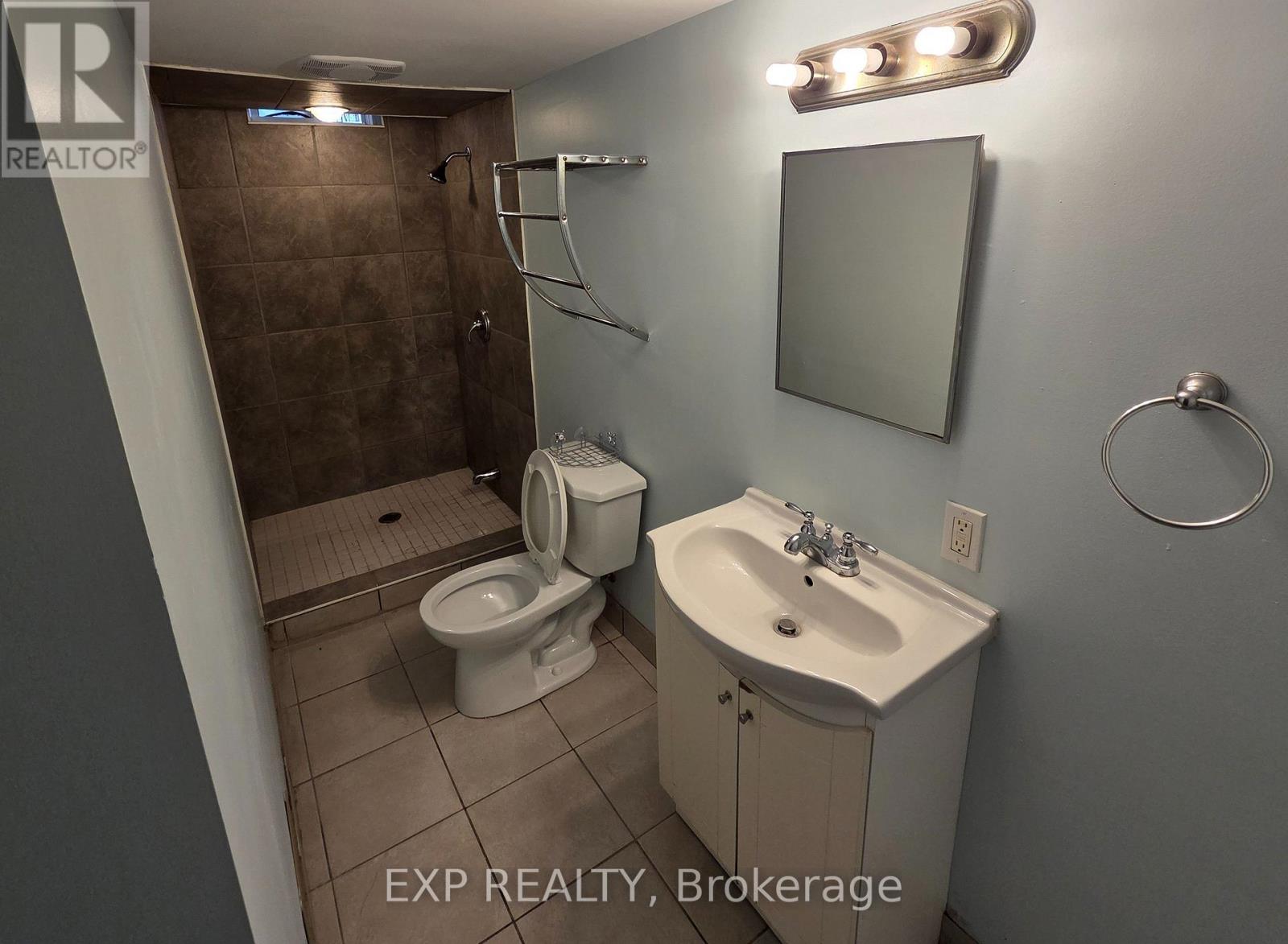 384 Flagstone Way, Newmarket, Ontario  L3X 2R3 - Photo 21 - N13735562