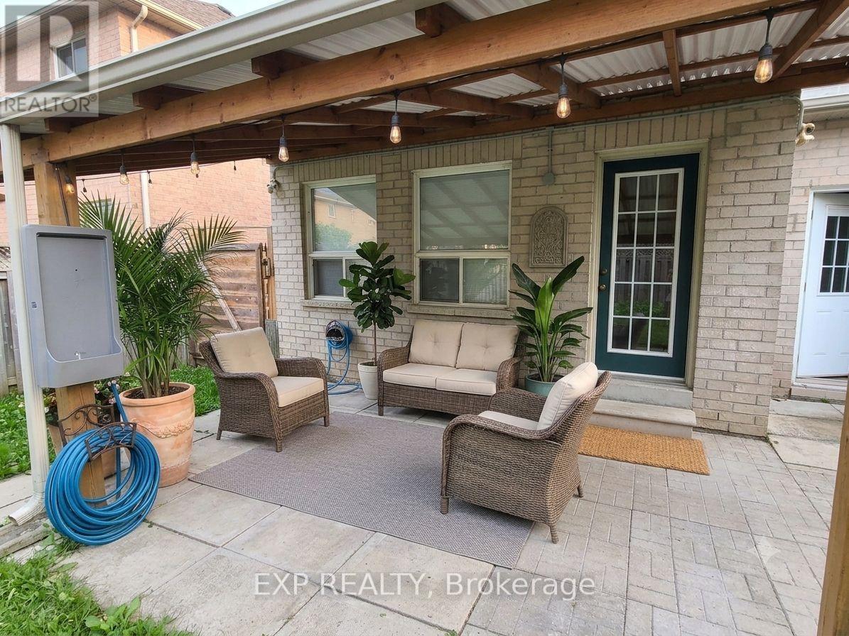 384 Flagstone Way, Newmarket, Ontario  L3X 2R3 - Photo 22 - N13735562