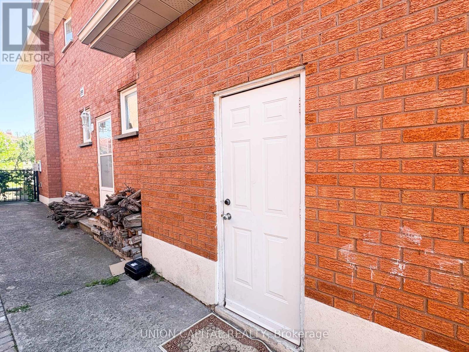 Bsmt - 300 Belview Avenue, Vaughan, Ontario  L4L 7V7 - Photo 2 - N13735624