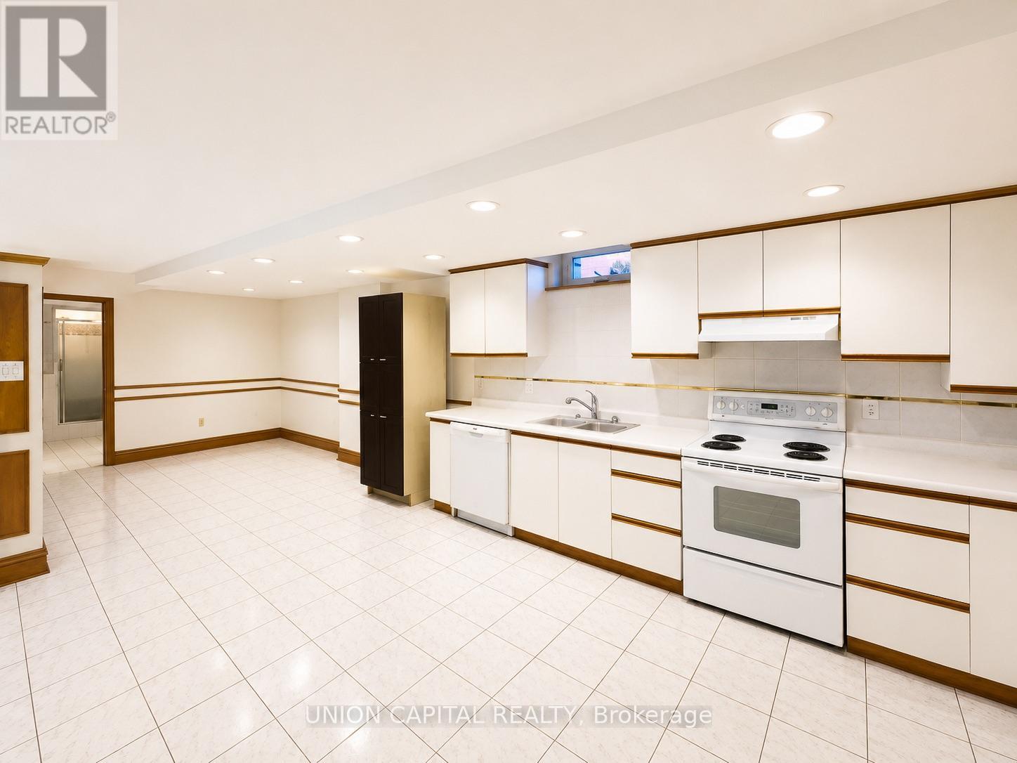 Bsmt - 300 Belview Avenue, Vaughan, Ontario  L4L 7V7 - Photo 3 - N13735624