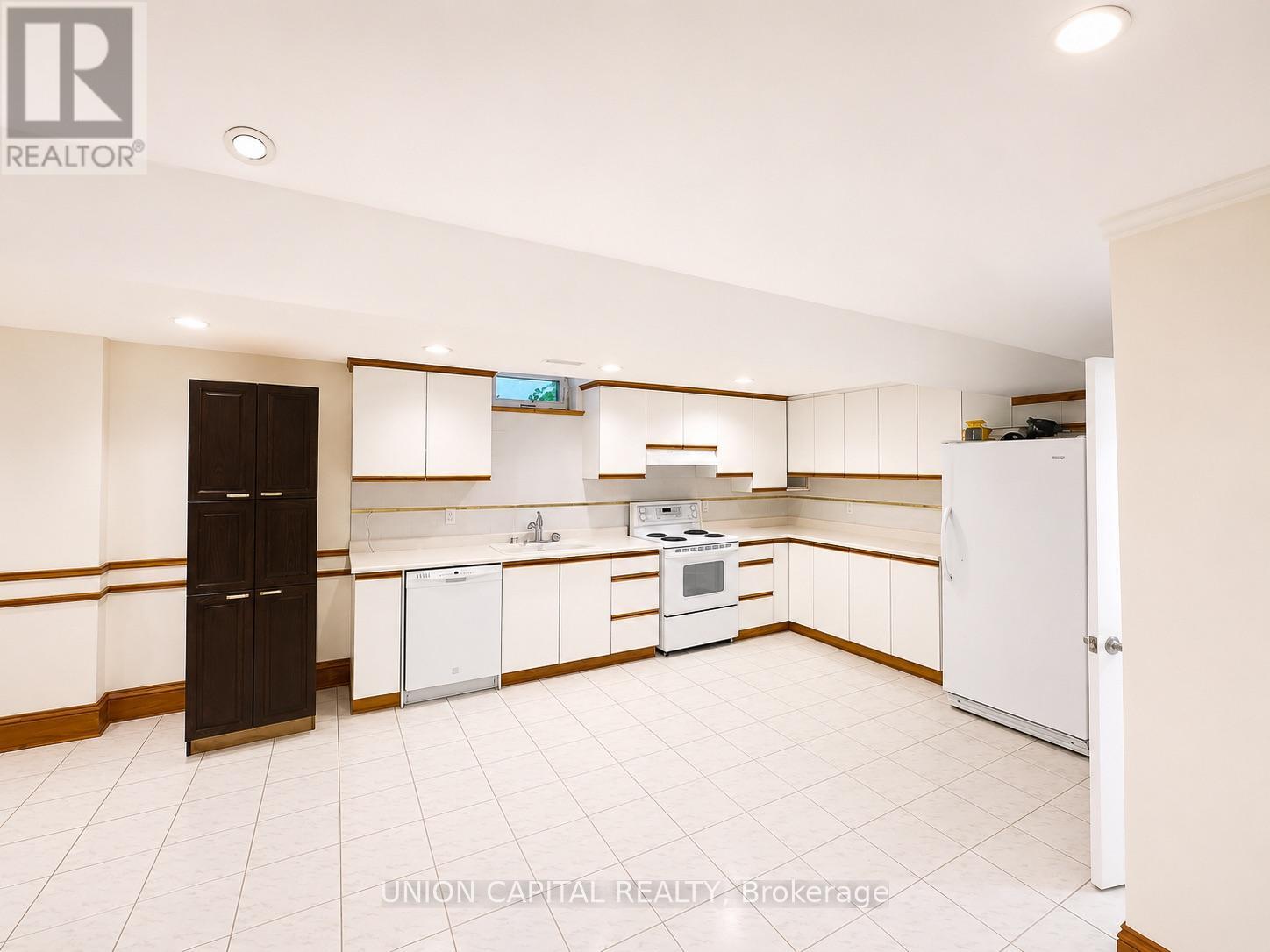 BSMT - 300 BELVIEW AVENUE