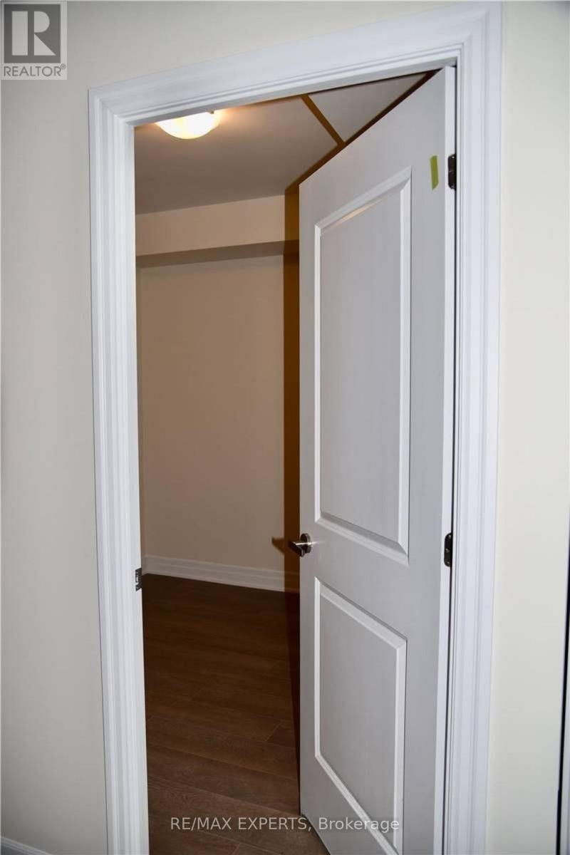 2307 - 9075 Jane Street, Vaughan, Ontario  L4K 0L7 - Photo 7 - N13735760