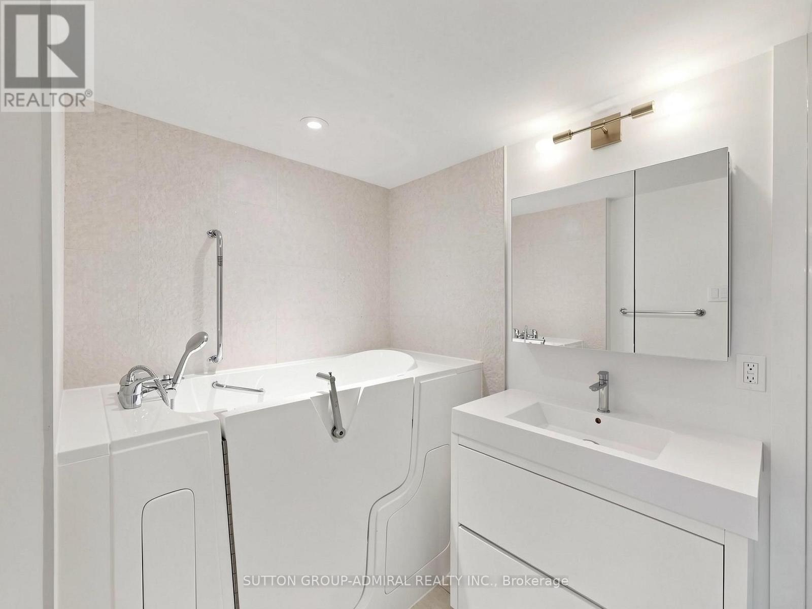 910 - 7905 Bayview Avenue, Markham, Ontario  L3T 7N3 - Photo 17 - N13735798