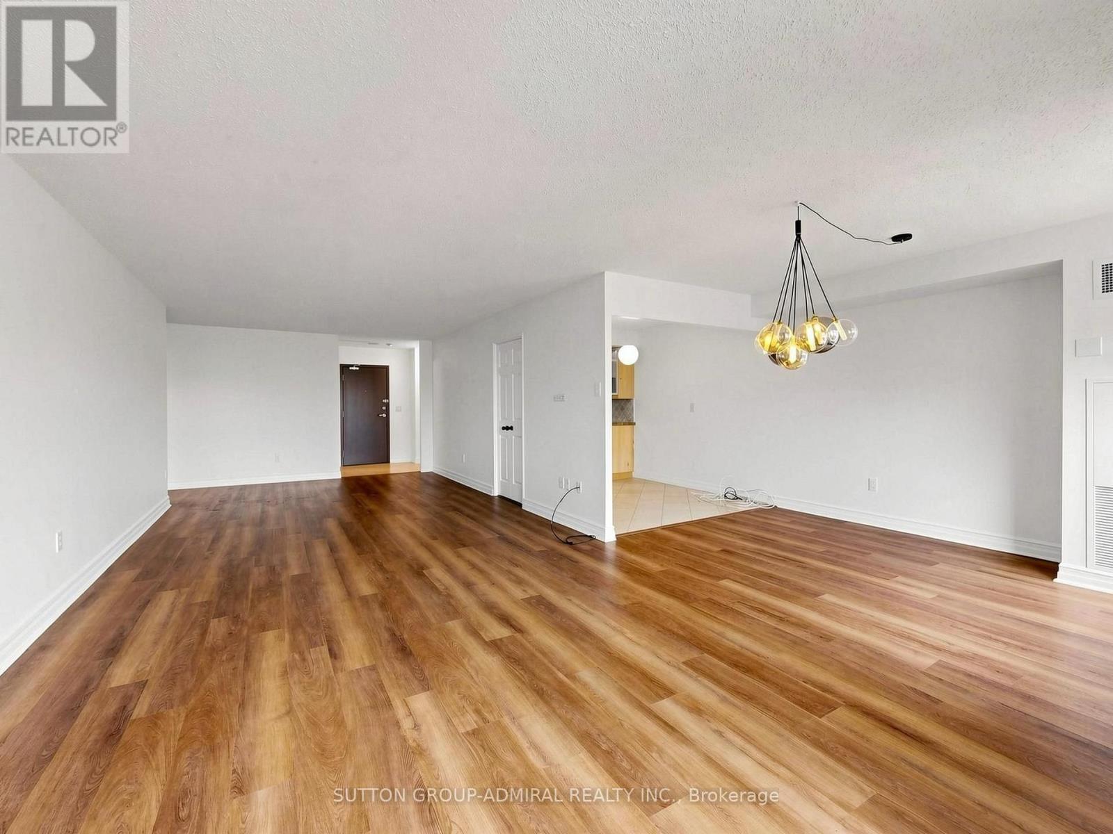 910 - 7905 Bayview Avenue, Markham, Ontario  L3T 7N3 - Photo 7 - N13735798