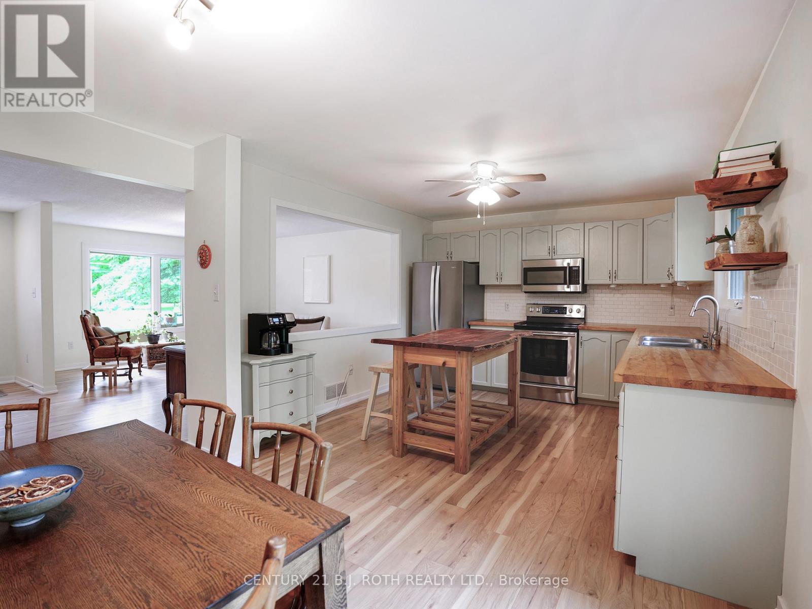 26 Bedford Road, Georgina, Ontario  L0E 1R0 - Photo 19 - N13735816