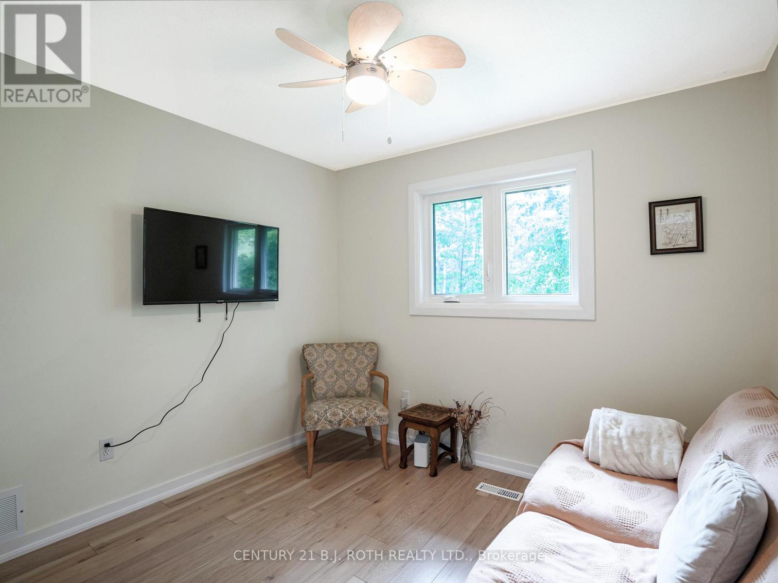 26 Bedford Road, Georgina, Ontario  L0E 1R0 - Photo 37 - N13735816