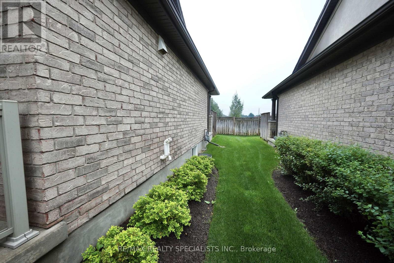 92 Aberdeen Street, Centre Wellington, Ontario  N1M 0B8 - Photo 39 - X13733108