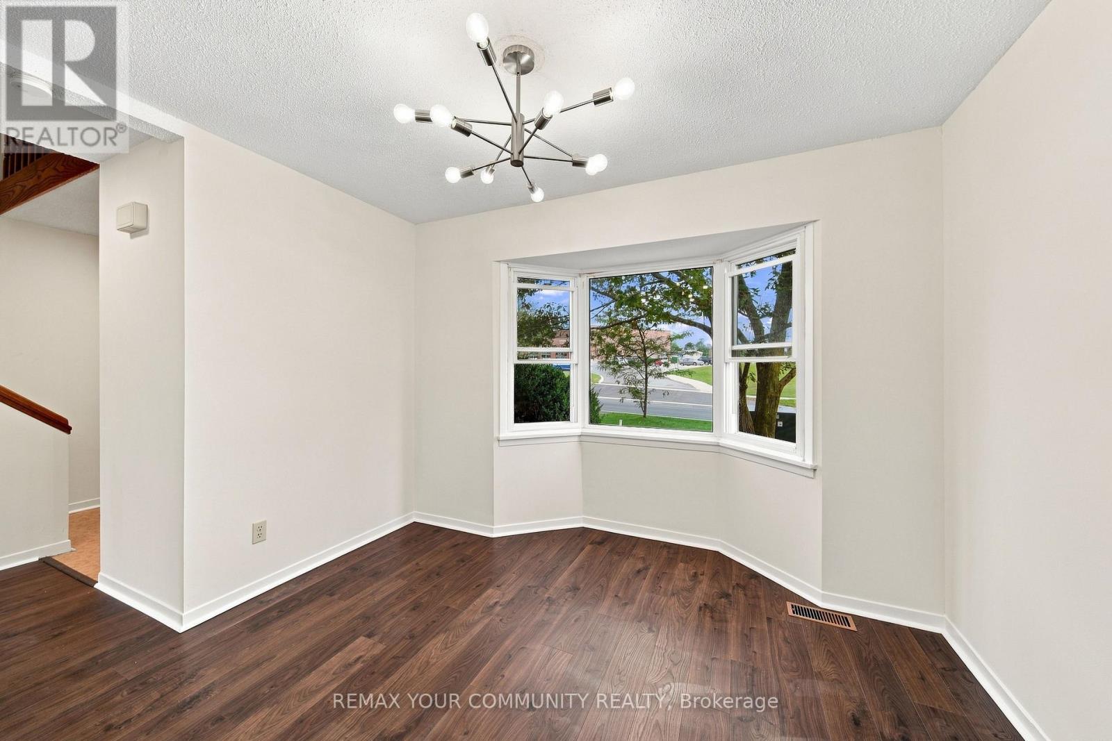 233 Little Avenue, Barrie, Ontario  L4N 6L3 - Photo 8 - S13735604