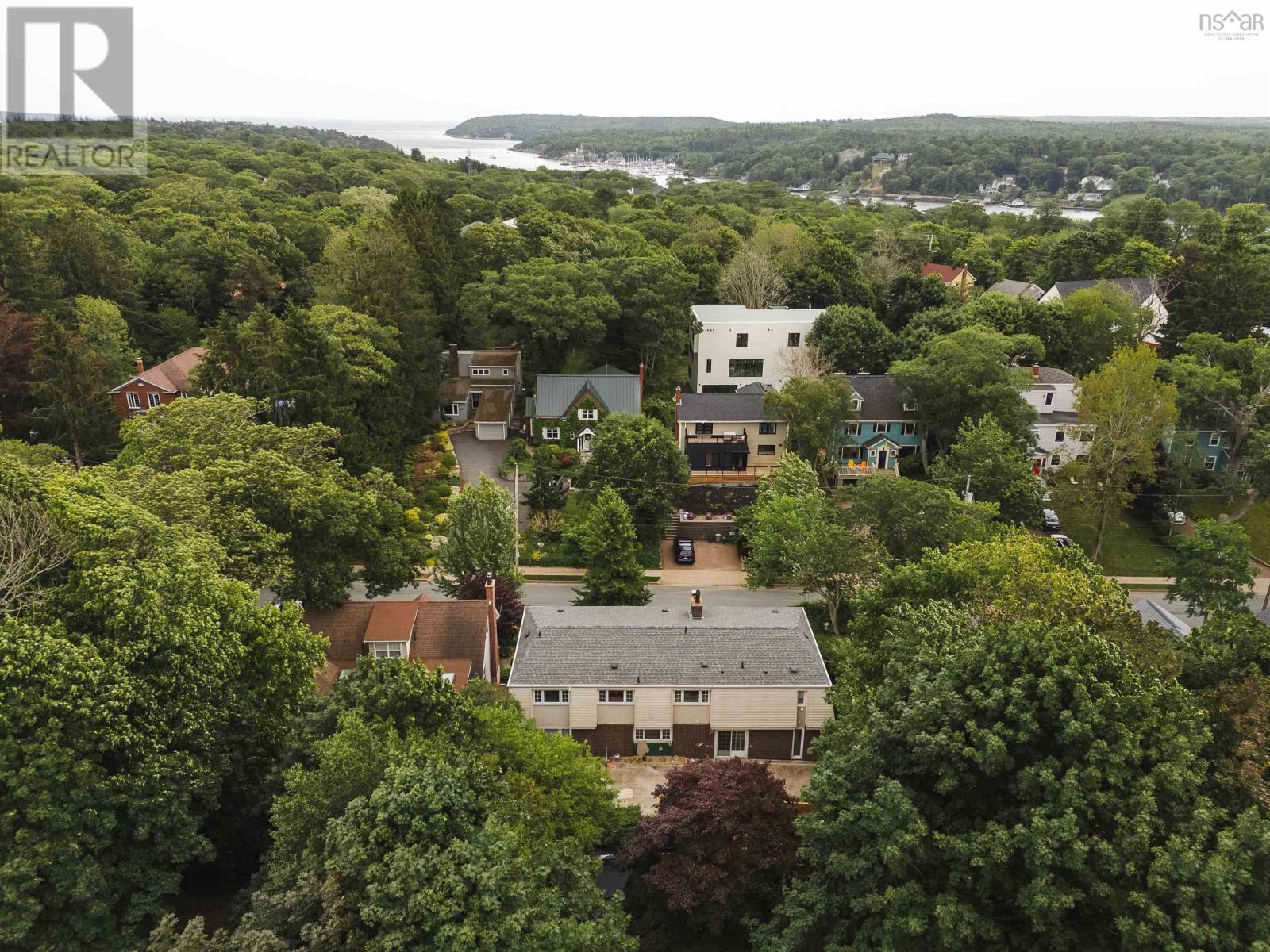 6201 Regina Terrace, Halifax, Nova Scotia  B3H 1N4 - Photo 49 - 202617859