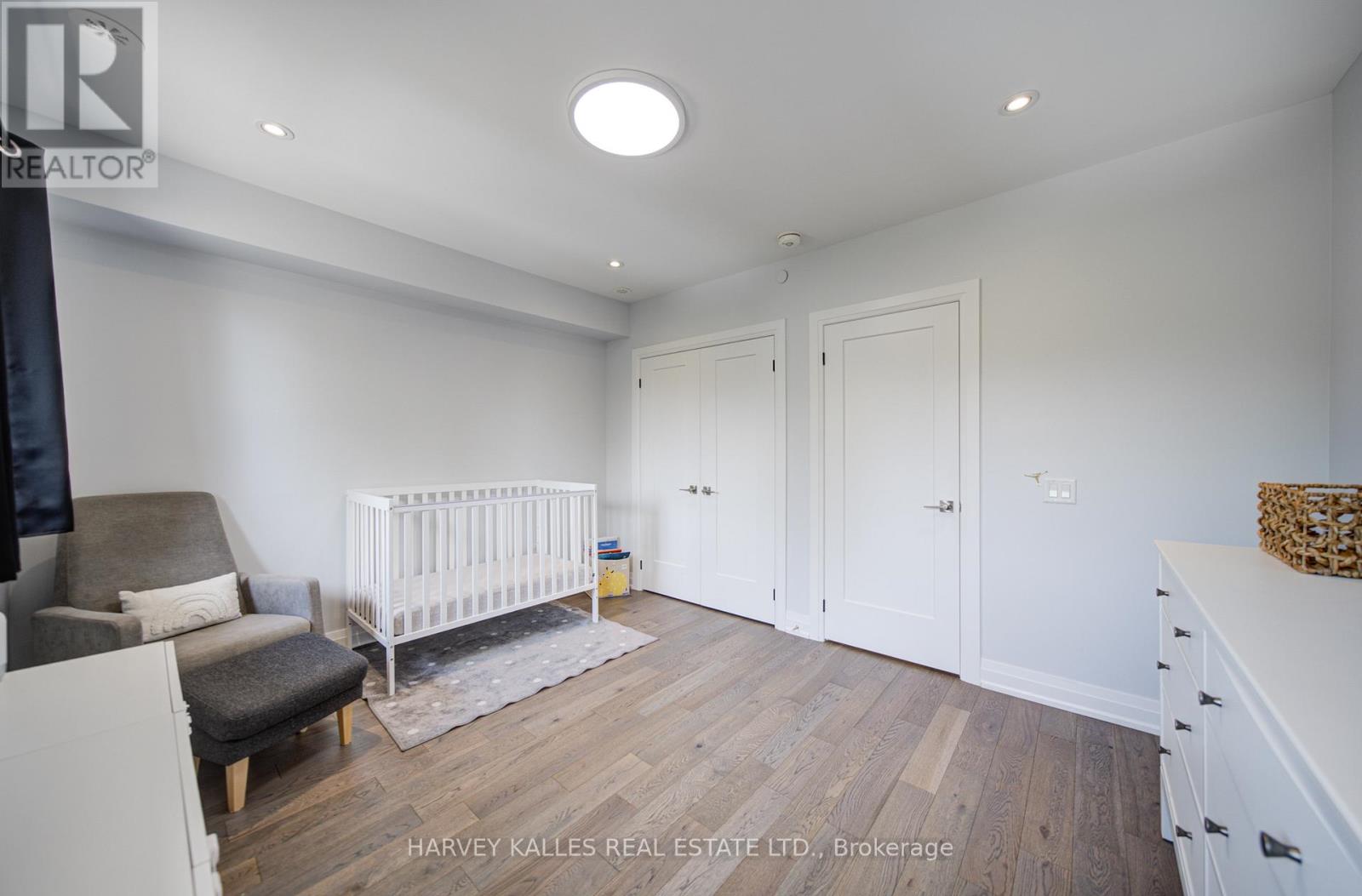 1130a Islington Avenue, Toronto, Ontario  M8Z 0G6 - Photo 19 - W13735524